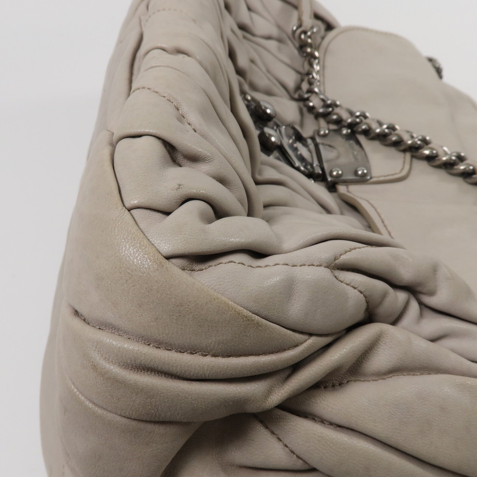 Miu Miu 牛皮皮革Shoulder Bag鏈帶肩背袋