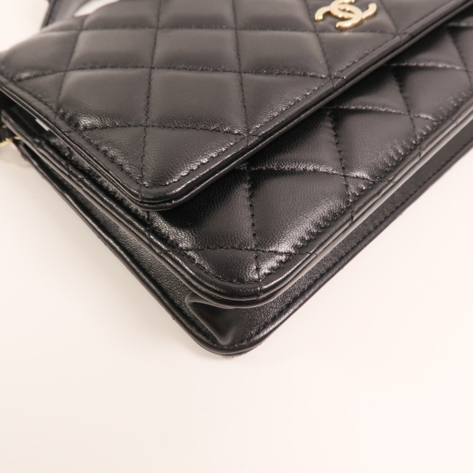 CHANEL 羊皮皮革Wallet On Chain金扣鏈帶肩背袋