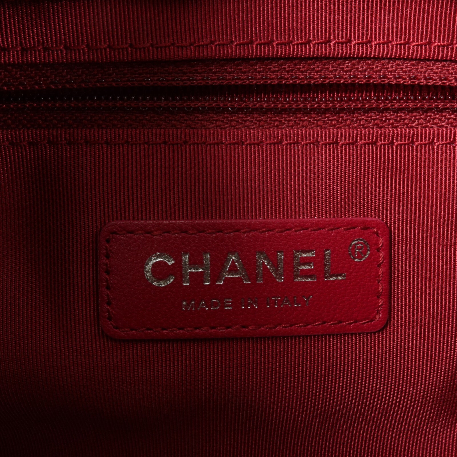 CHANEL 牛皮皮革Gabrielle Large肩背袋