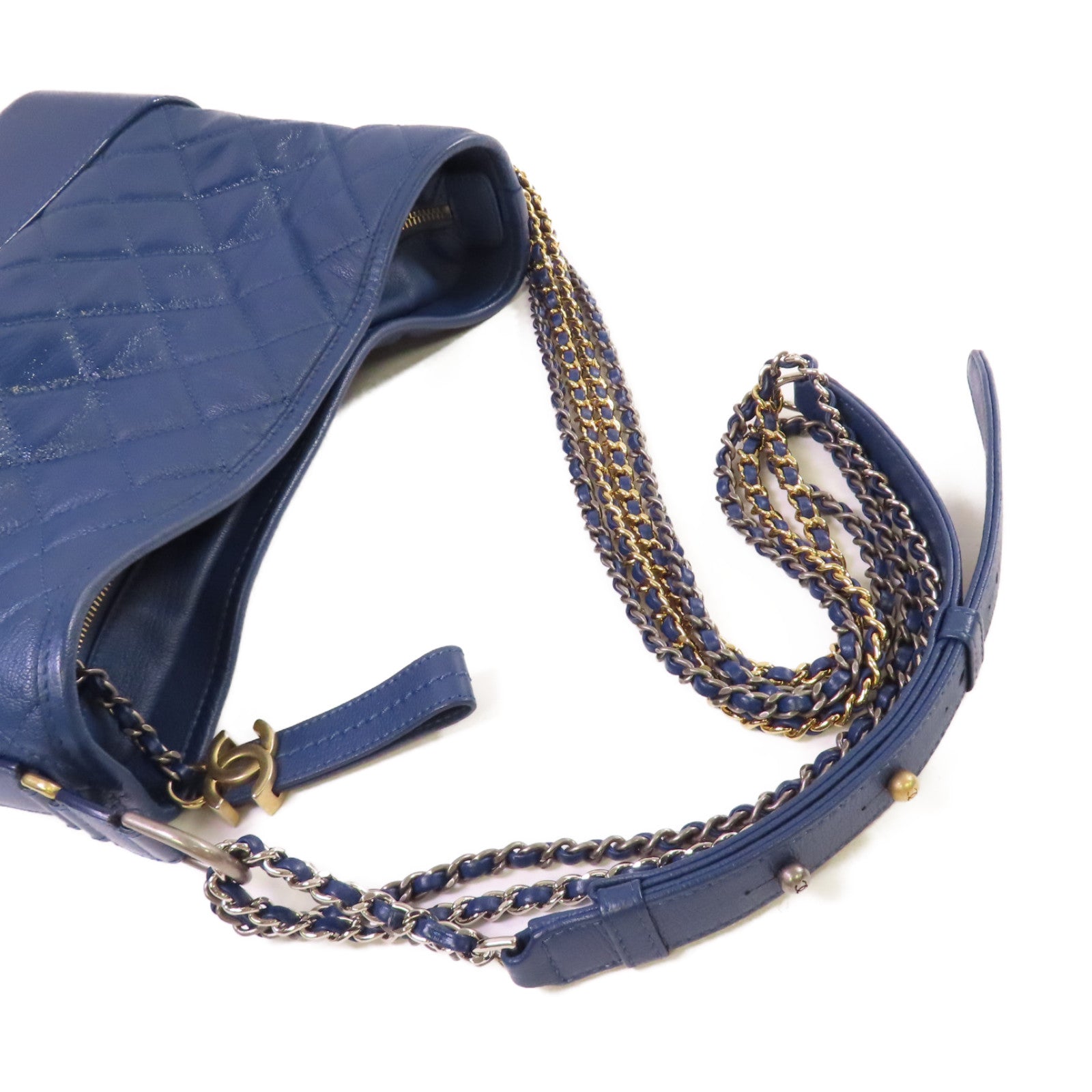 CHANEL 菱格牛皮皮革/漆皮皮革Gabrielle Medium Chain Shoulder Bag鏈帶肩背袋藍色
