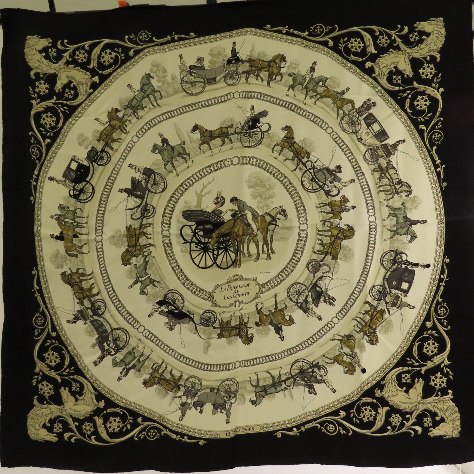 HERMES 絲質Scarf絲巾