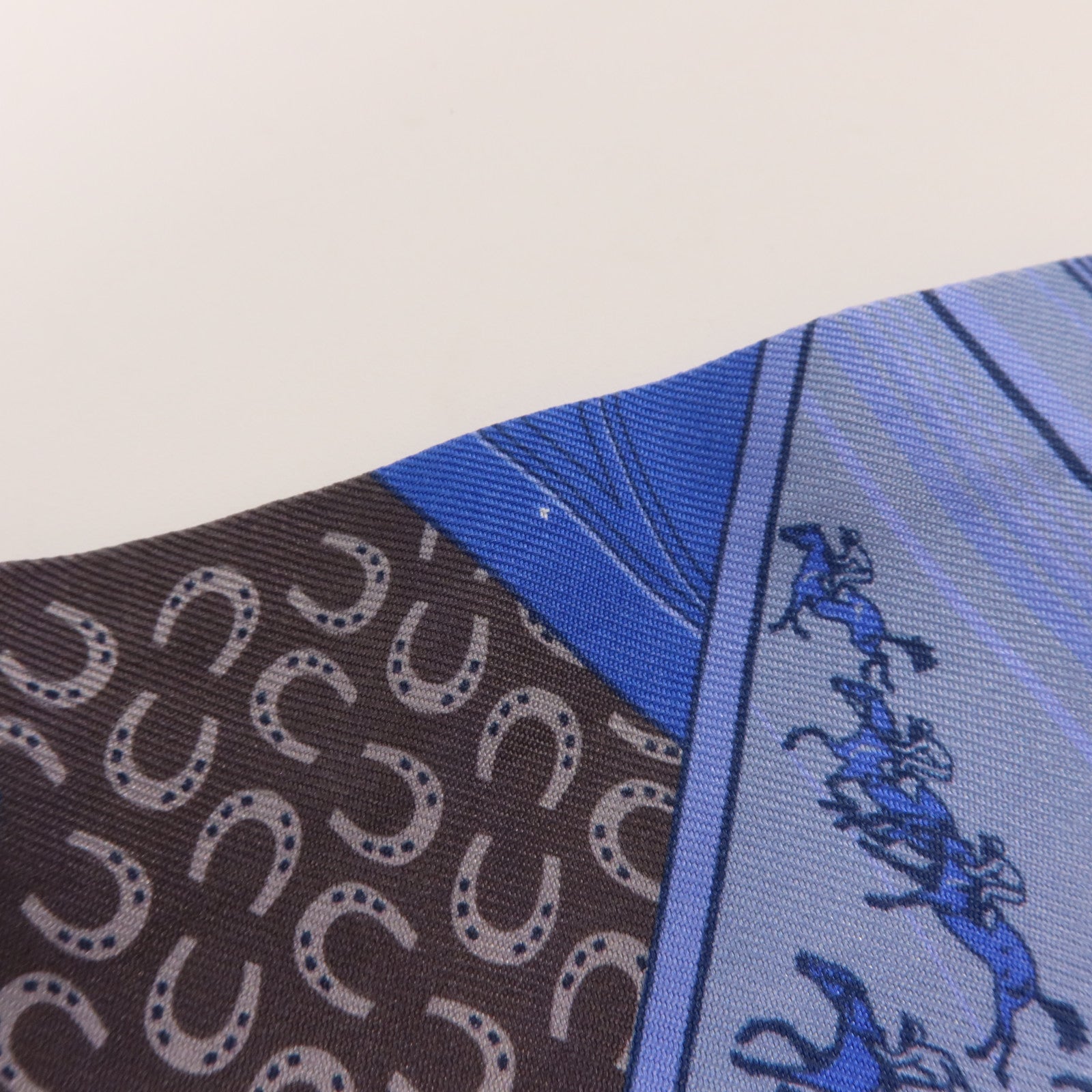 HERMES 絲質Twilly絲巾