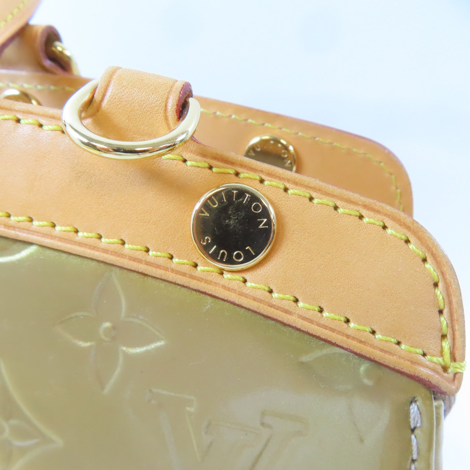 LOUIS VUITTON Vernis Brea金扣手挽肩背兩用袋金黃色