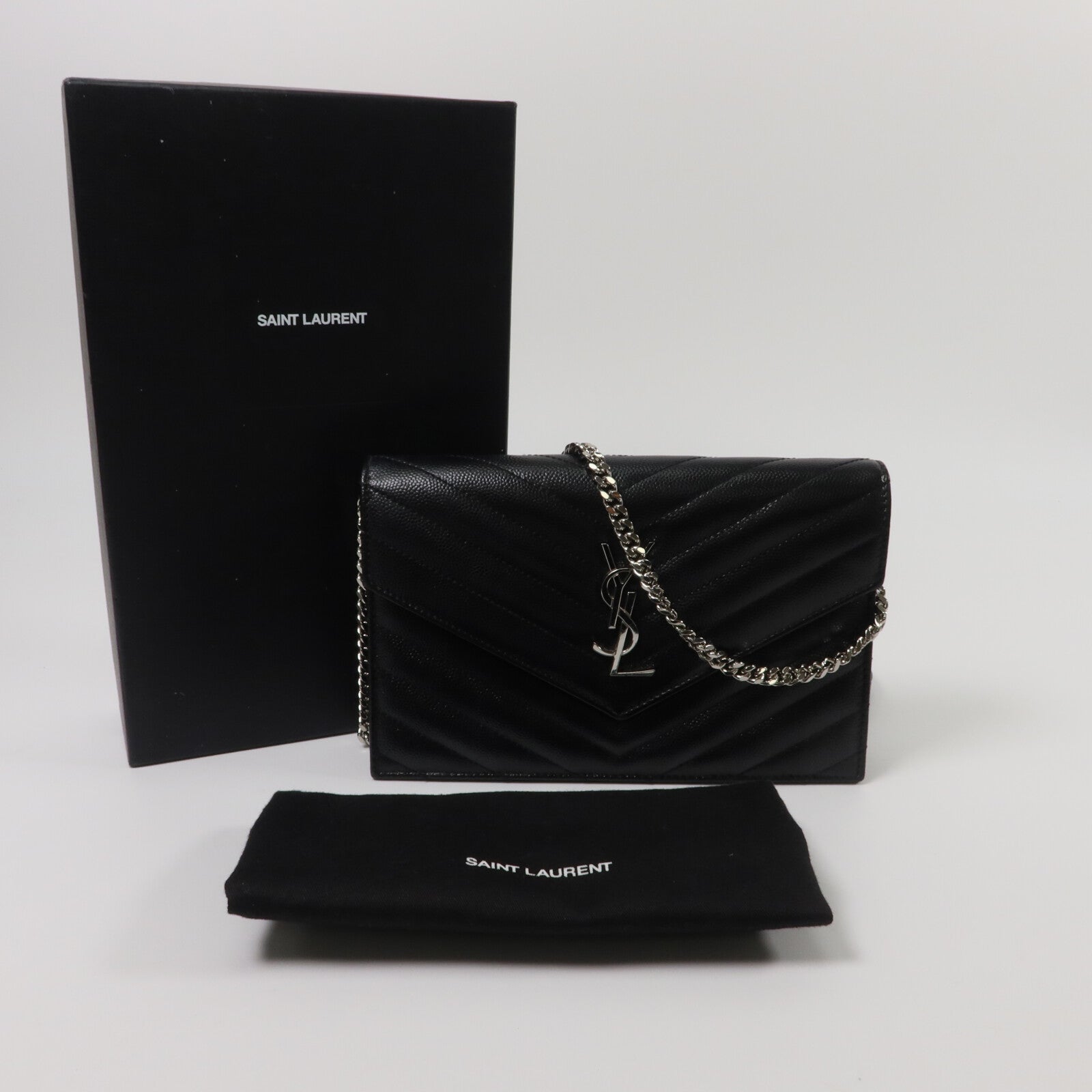 SAINT LAURENT 牛皮皮革Cassandra Envelope Chain Wallet鏈帶肩背袋