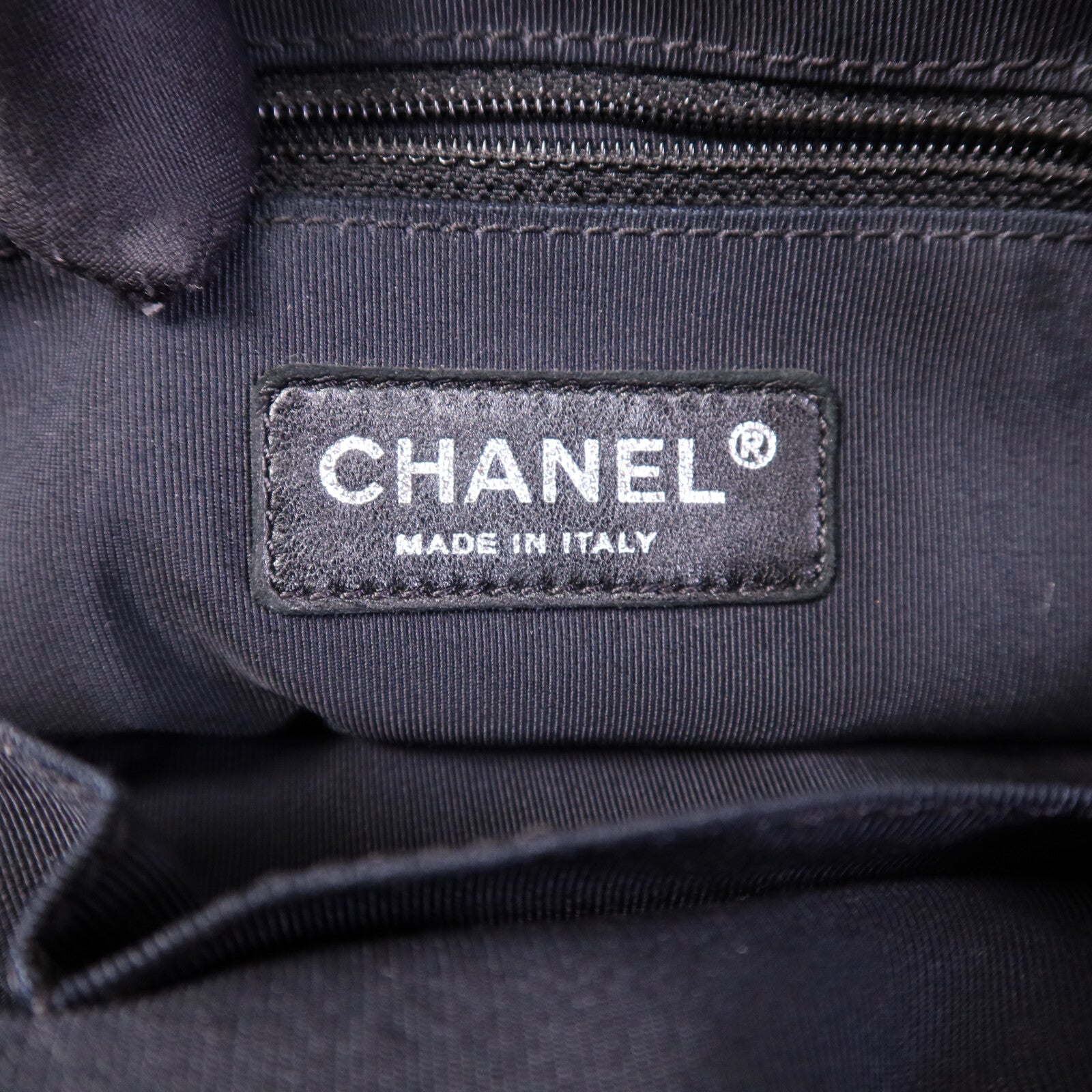 CHANEL 羊皮皮革Chain Shoulder銀扣鏈帶肩背袋