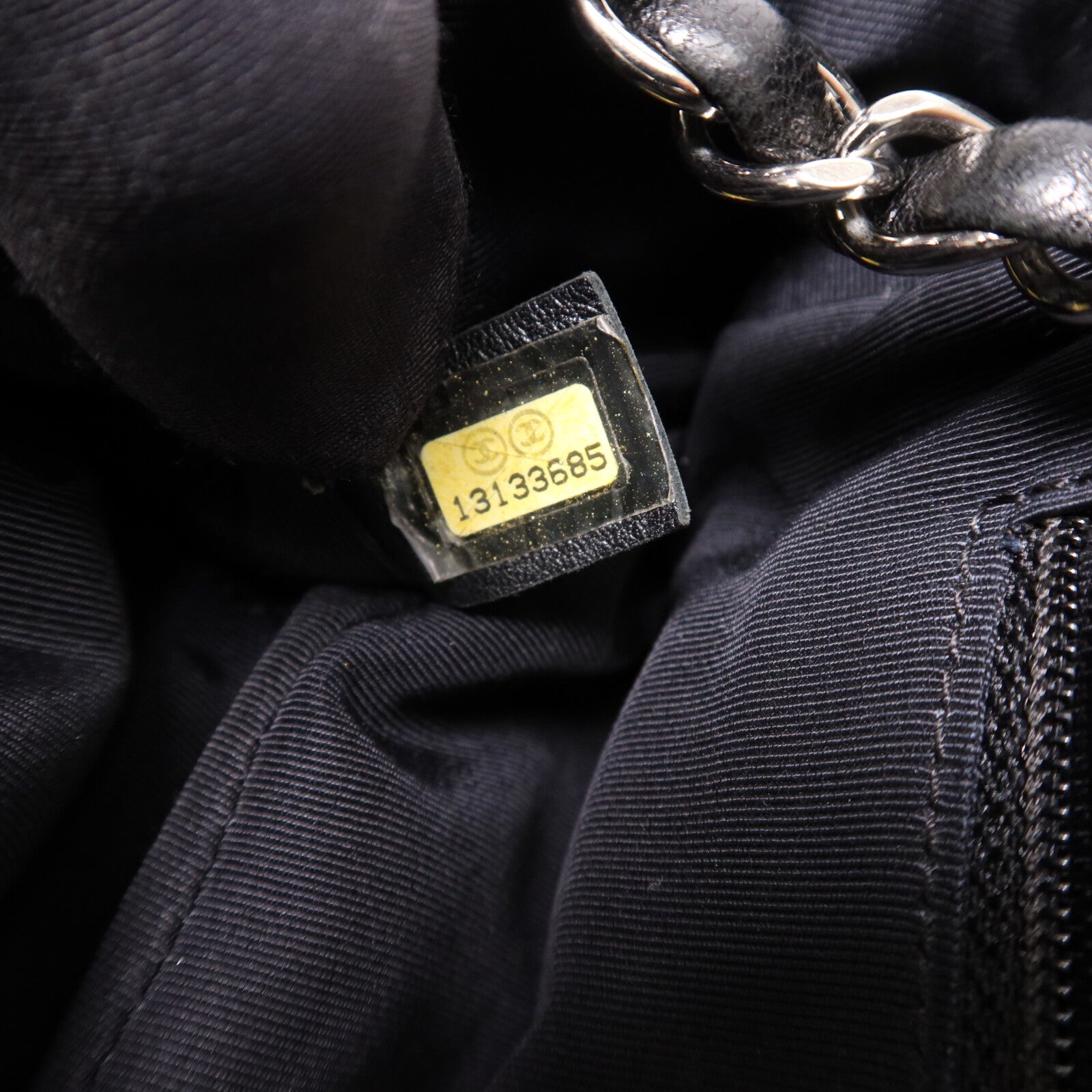 CHANEL 羊皮皮革Chain Shoulder銀扣鏈帶肩背袋