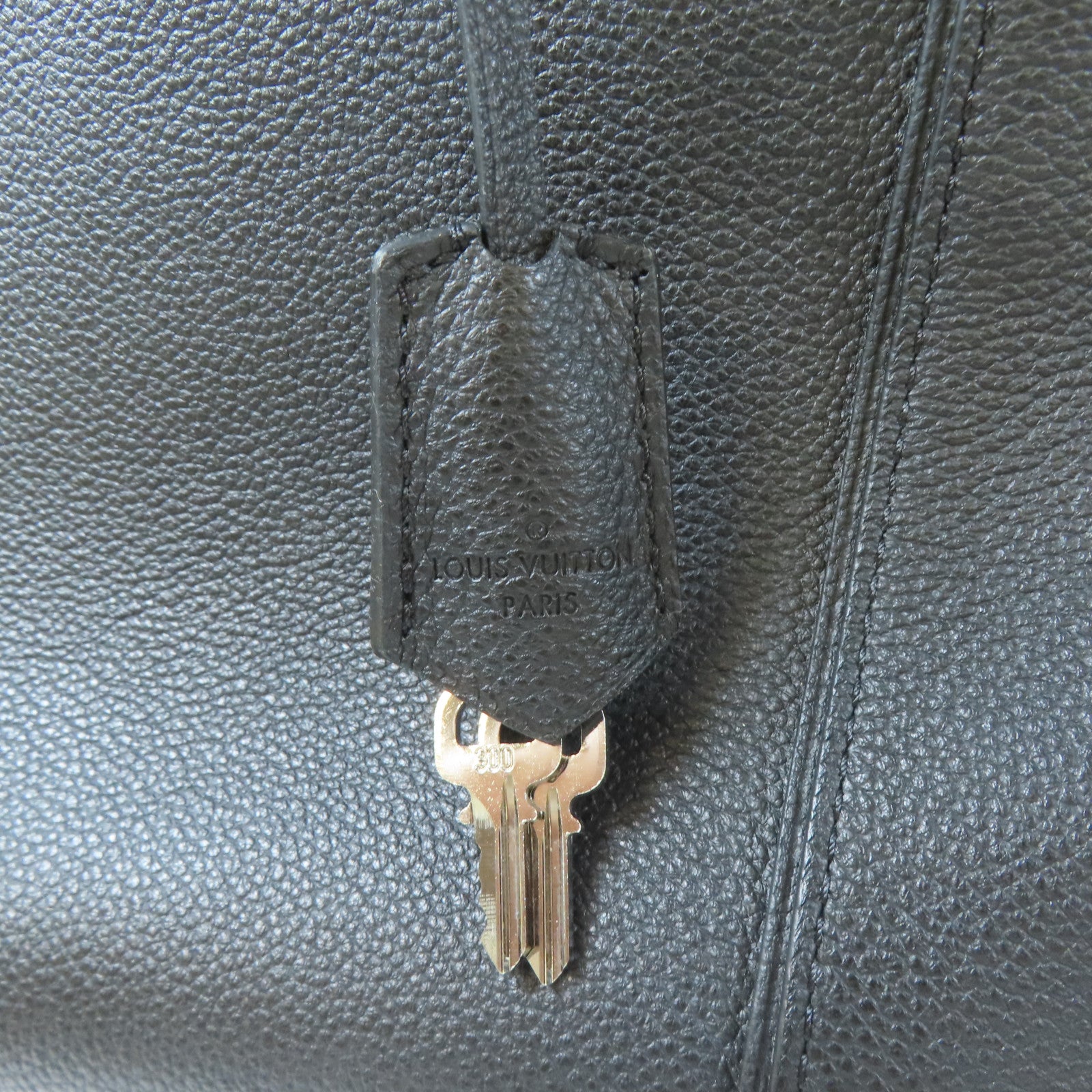 LOUIS VUITTON 牛皮皮革Lockit MM銀扣手挽肩背兩用袋黑色
