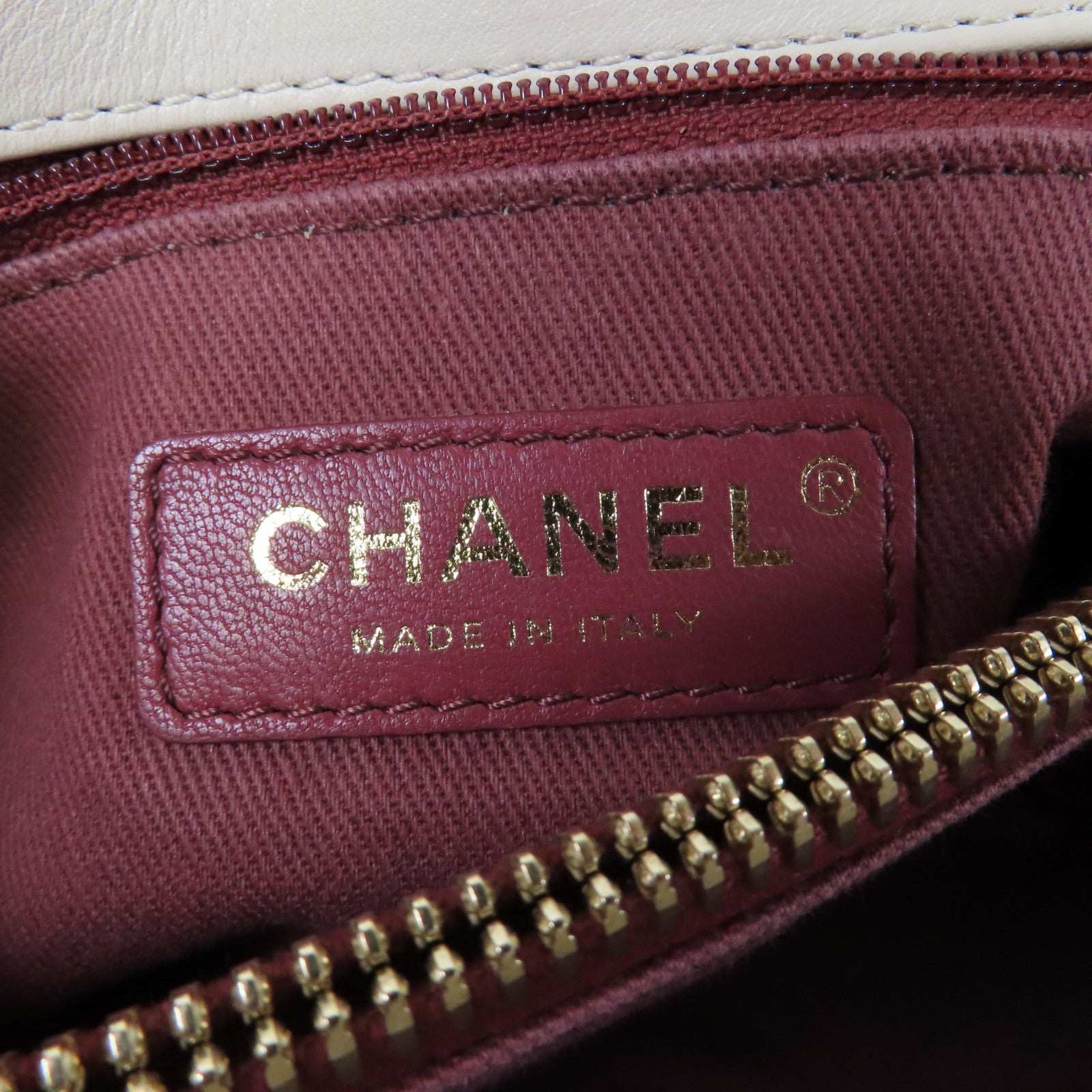 CHANEL 【激減優惠】斜紋牛皮皮革Chain Shoulder金扣手挽肩背兩用袋米色