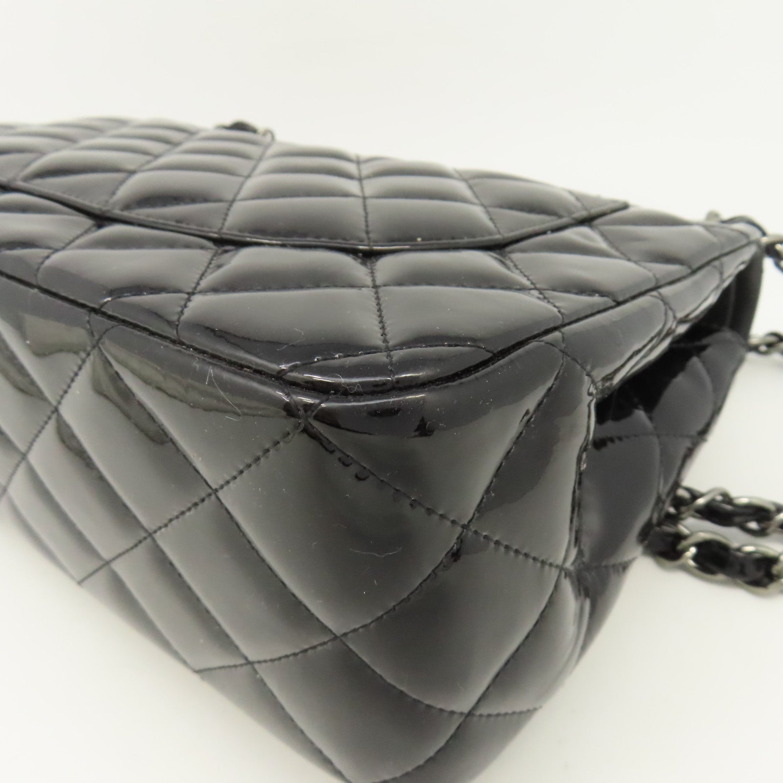 CHANEL 【激減優惠】菱格漆皮皮革Jumbo銀扣鏈帶肩背袋黑色