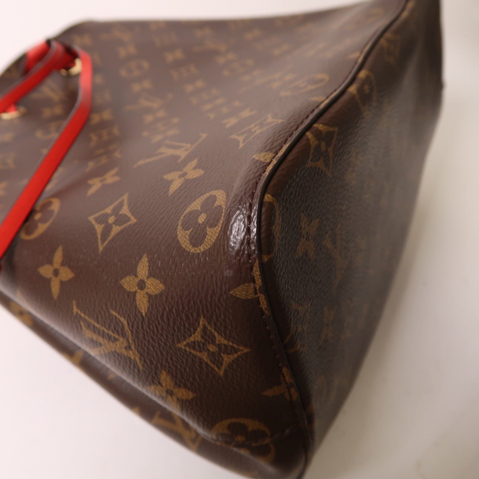 LOUIS VUITTON Monogram Neo Noe Bucket Bag金扣肩背袋