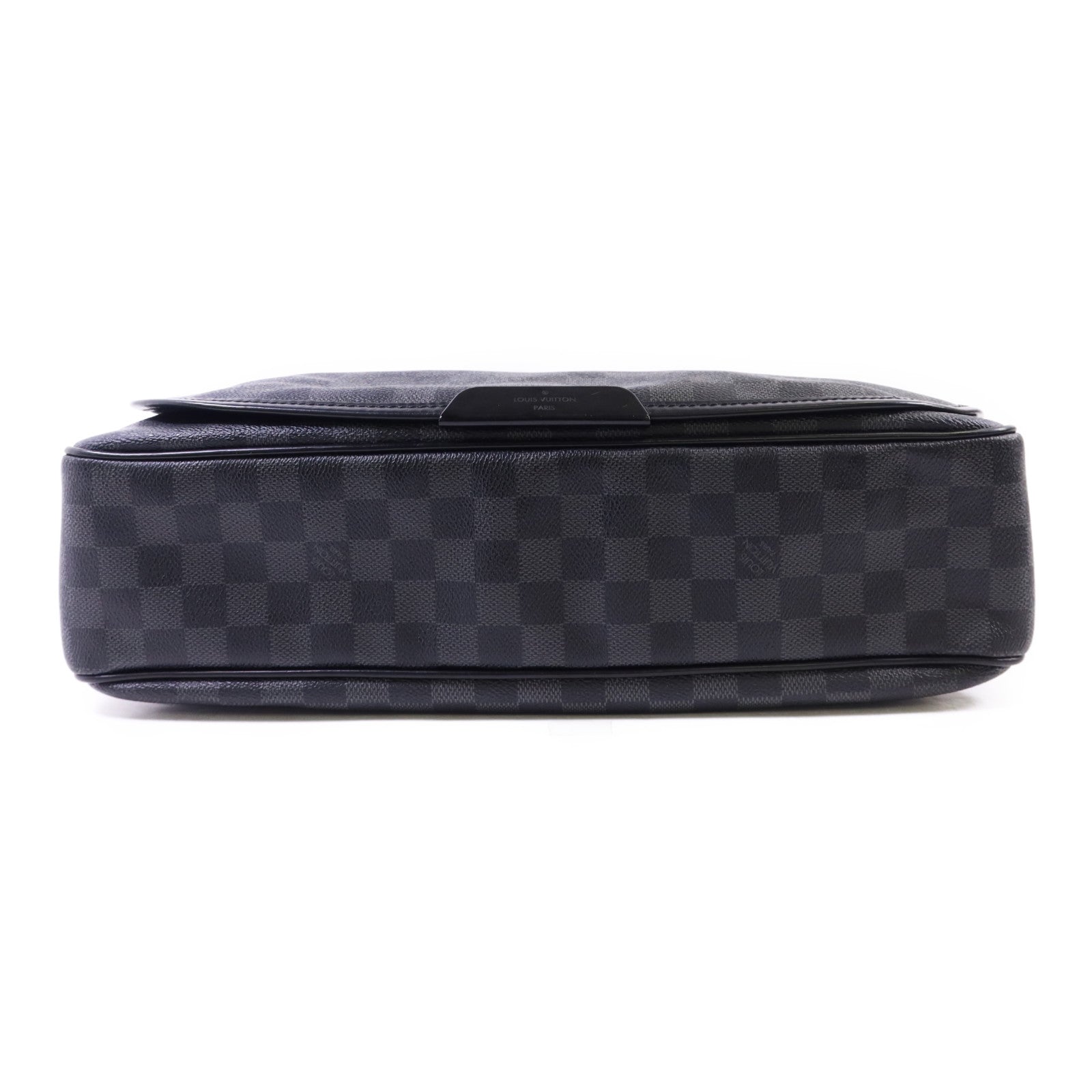 LOUIS VUITTON Damier Graphite Daniel GM銀扣肩背袋