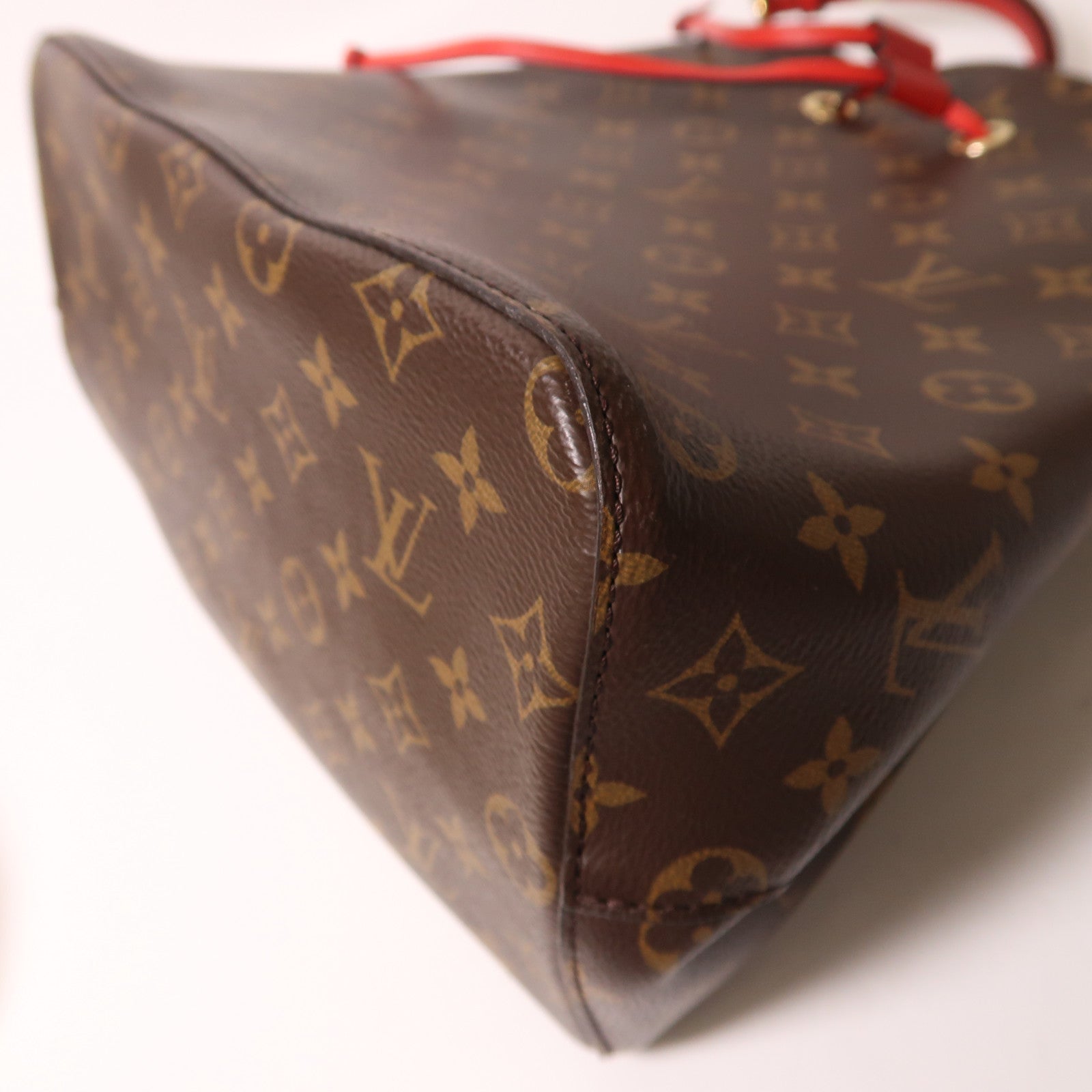 LOUIS VUITTON Monogram Neo Noe Bucket Bag金扣肩背袋