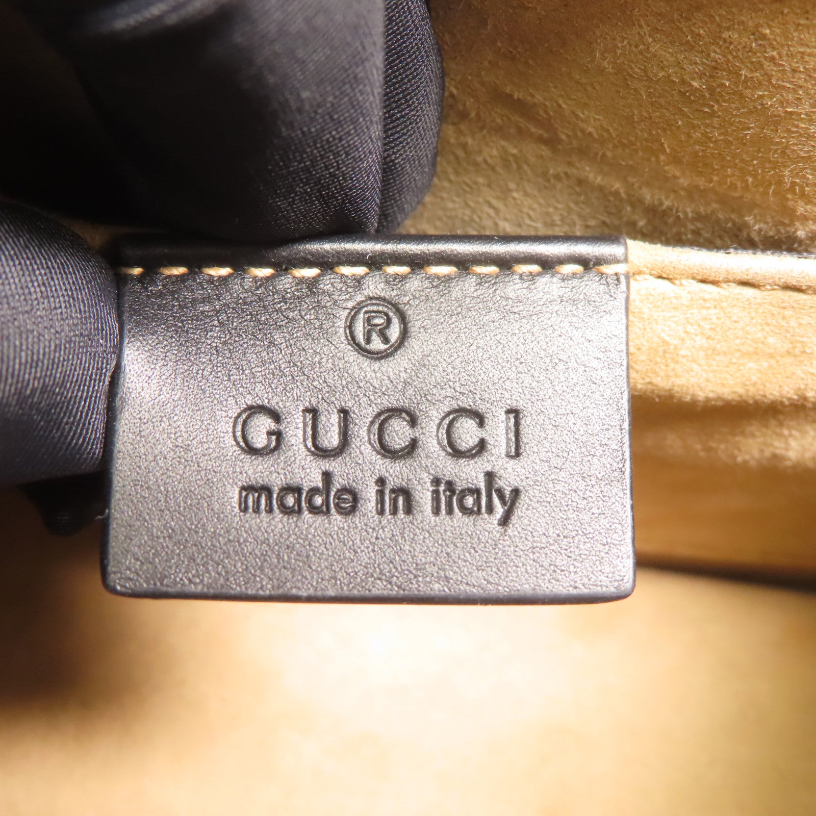 GUCCI 皮革Sylvie Chain Shoulder Bag金扣肩背袋