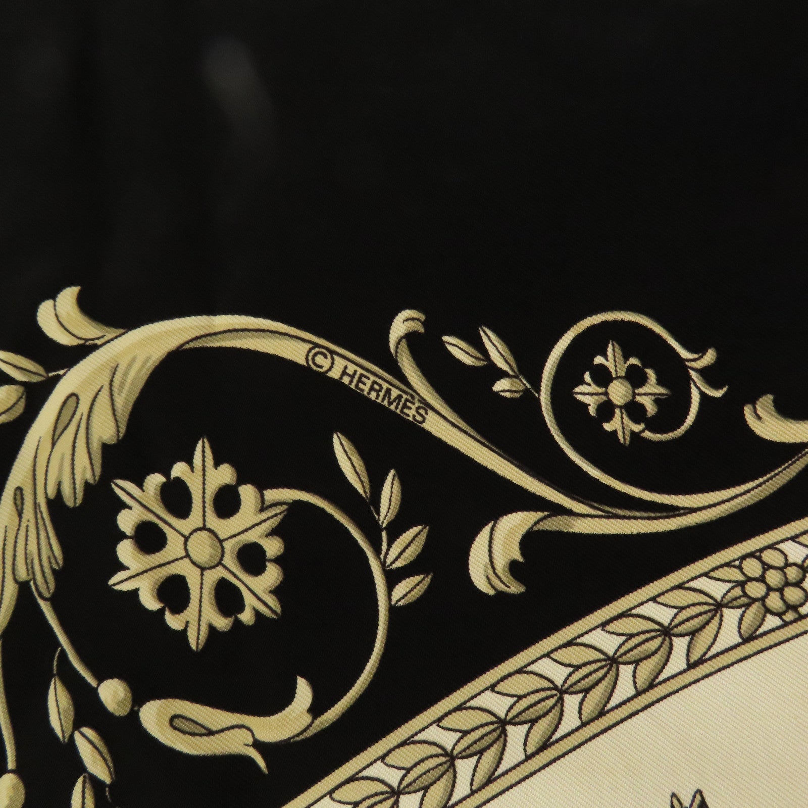 HERMES 絲質Scarf絲巾