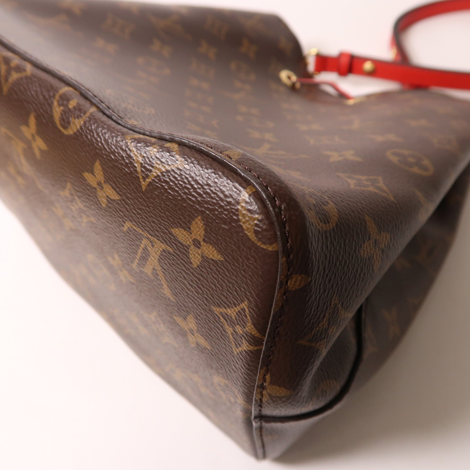 LOUIS VUITTON Monogram Neo Noe Bucket Bag金扣肩背袋