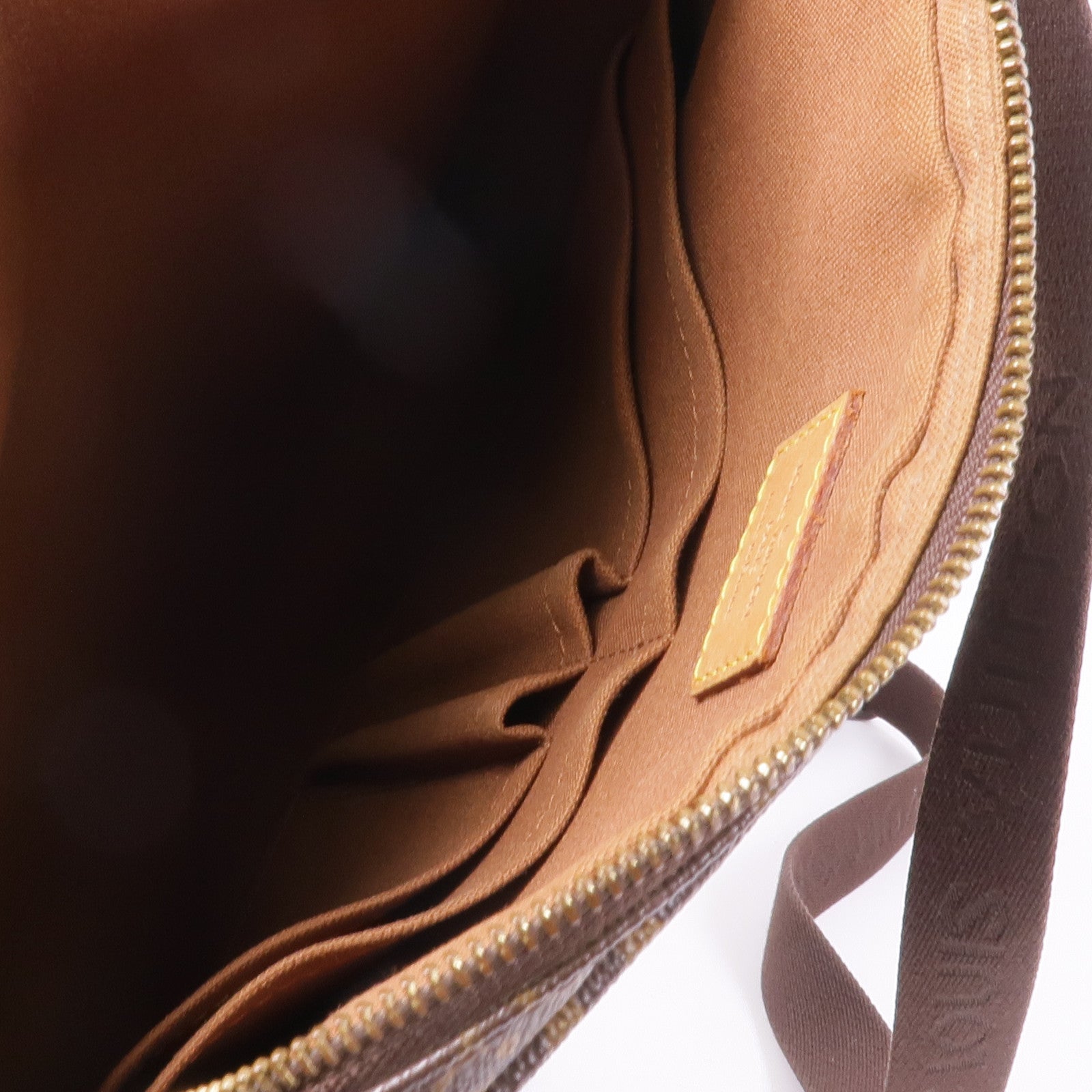 LOUIS VUITTON Monogram Trotteur Beaubourg金扣肩背袋