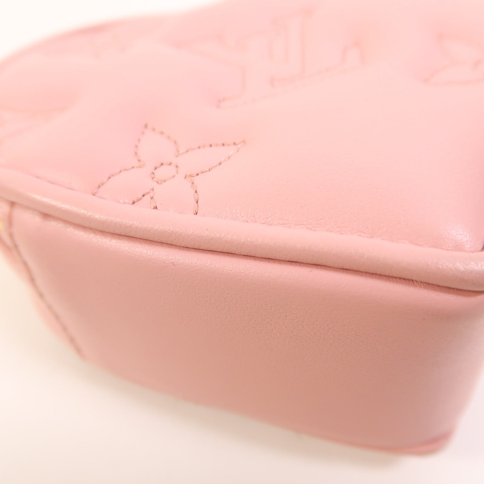 LOUIS VUITTON Bubblegram皮革Pop My Heart金扣鏈帶手挽肩背兩用袋