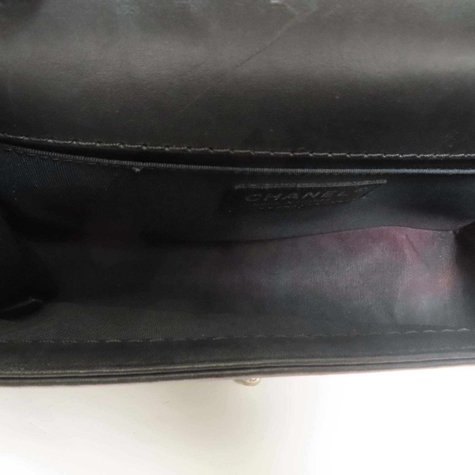 CHANEL 牛皮皮革Boy銀扣鏈帶肩背袋