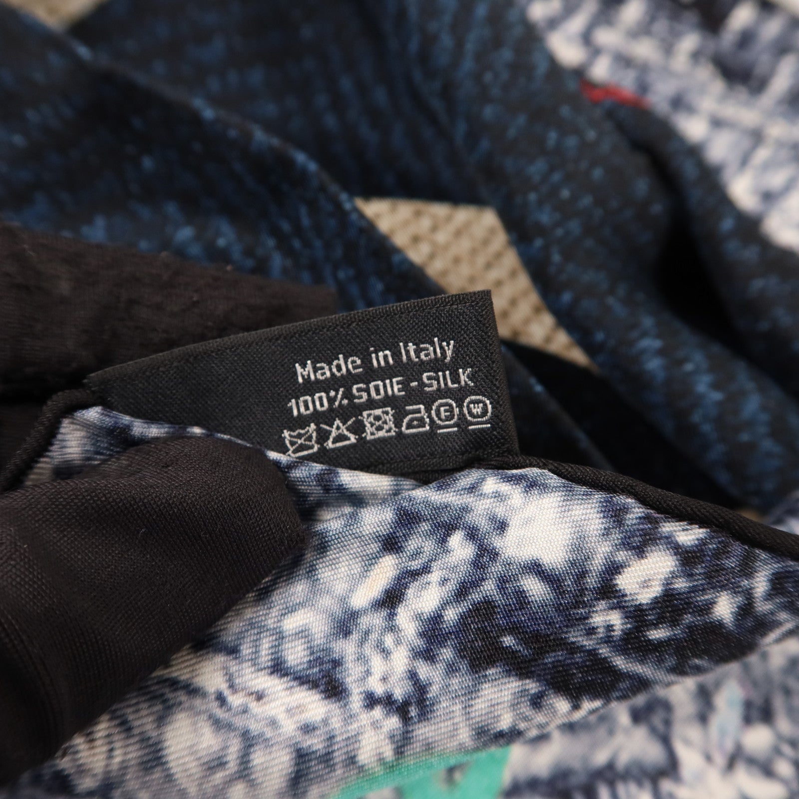 CHANEL 絲質Tweed Silk Scarf絲巾