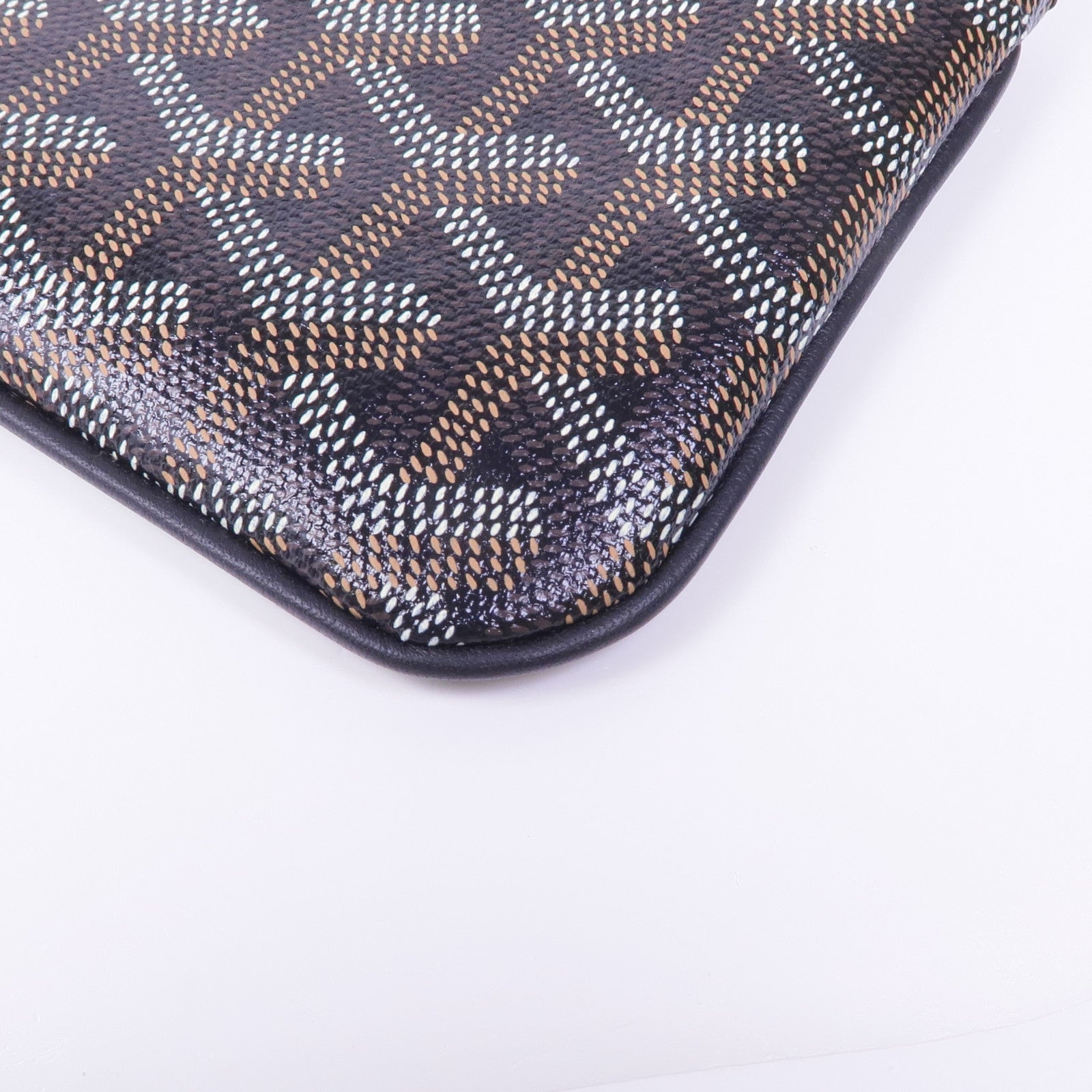 GOYARD 塗層帆布Pouch銀扣手拿包
