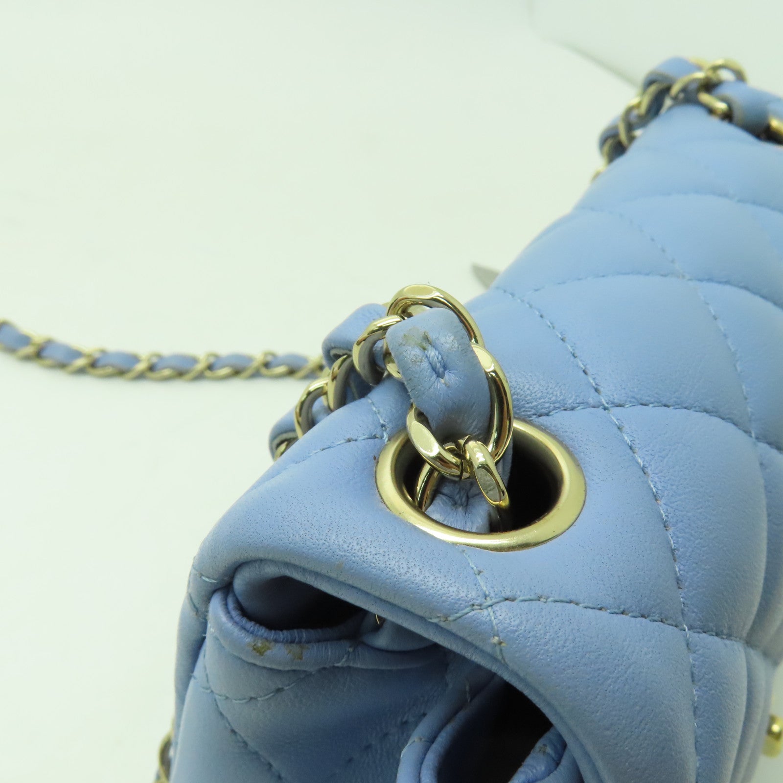 CHANEL 菱格羊皮皮革Chain Shoulder銀扣鏈帶肩背袋淺藍色