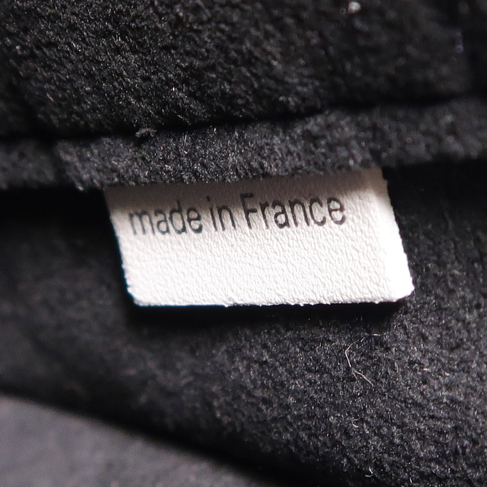 LOUIS VUITTON Monogram Empreinte LV X YK Multi Pochette Accessoires銀扣手挽肩背兩用袋