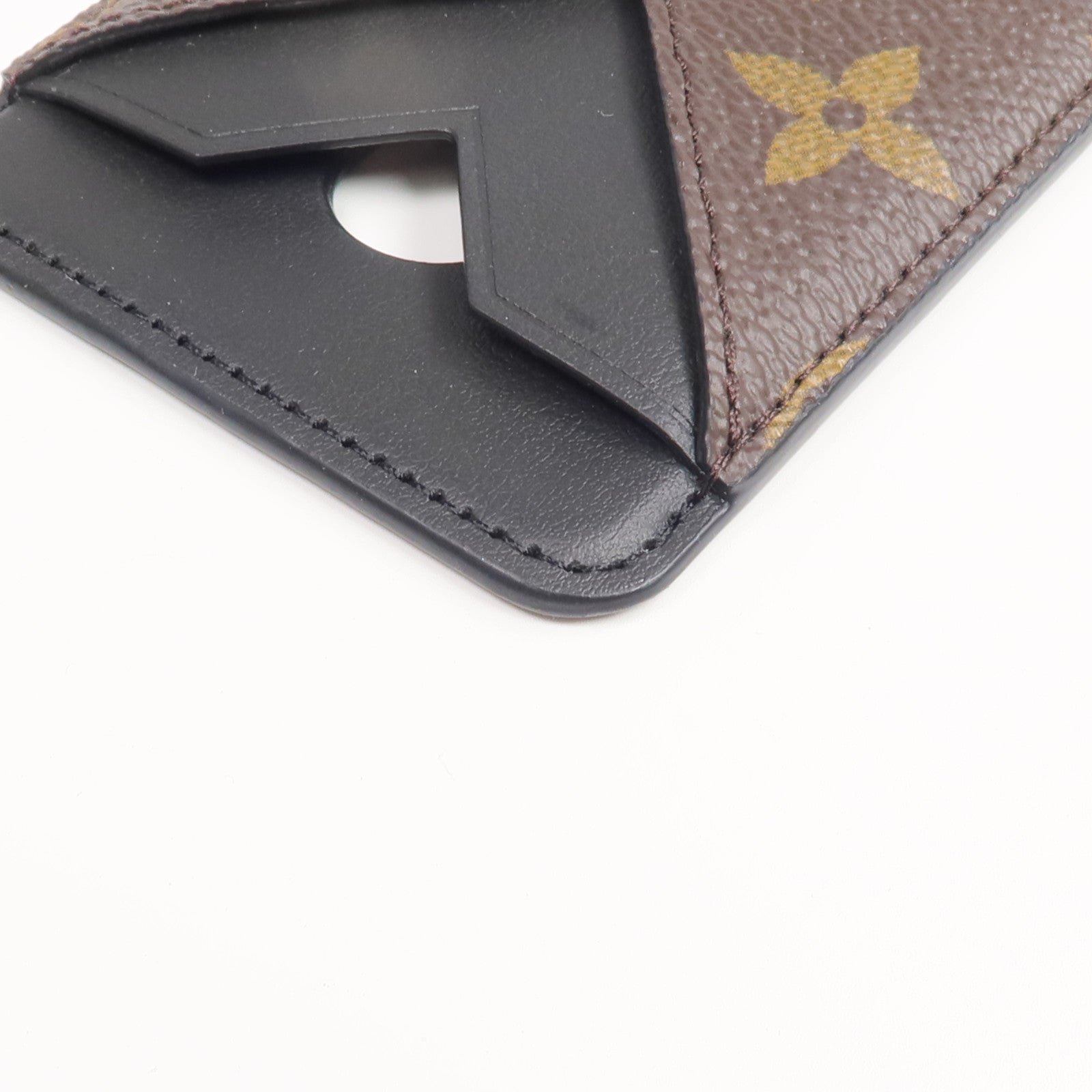 LOUIS VUITTON Monogram Macassar Magnetic Card Holder卡片套
