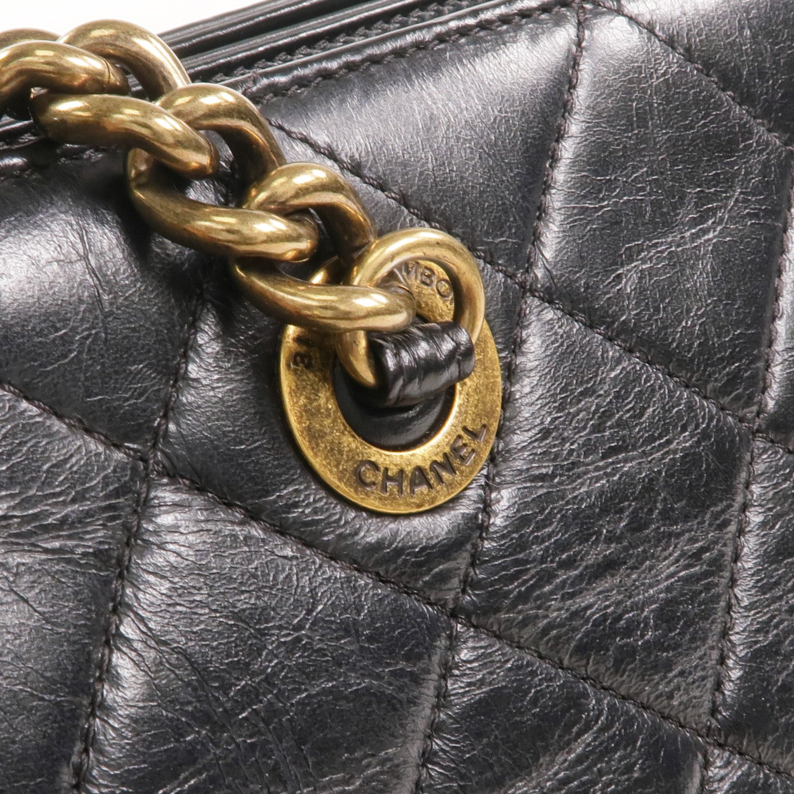CHANEL 牛皮皮革Chain Shoulder金扣鏈帶肩背袋