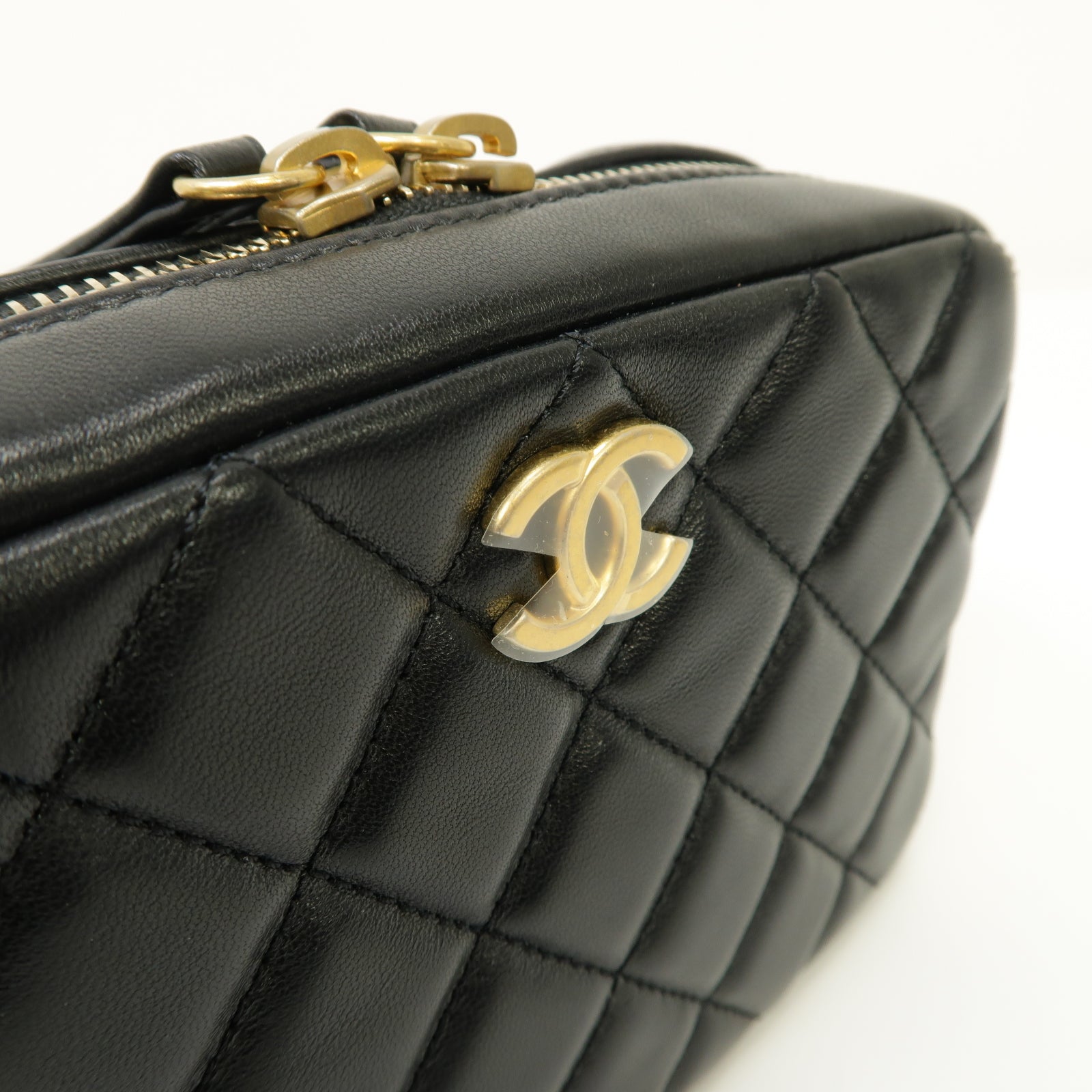 CHANEL 【激減優惠】菱格羊皮皮革Camera Bag金扣鏈帶肩背袋黒色