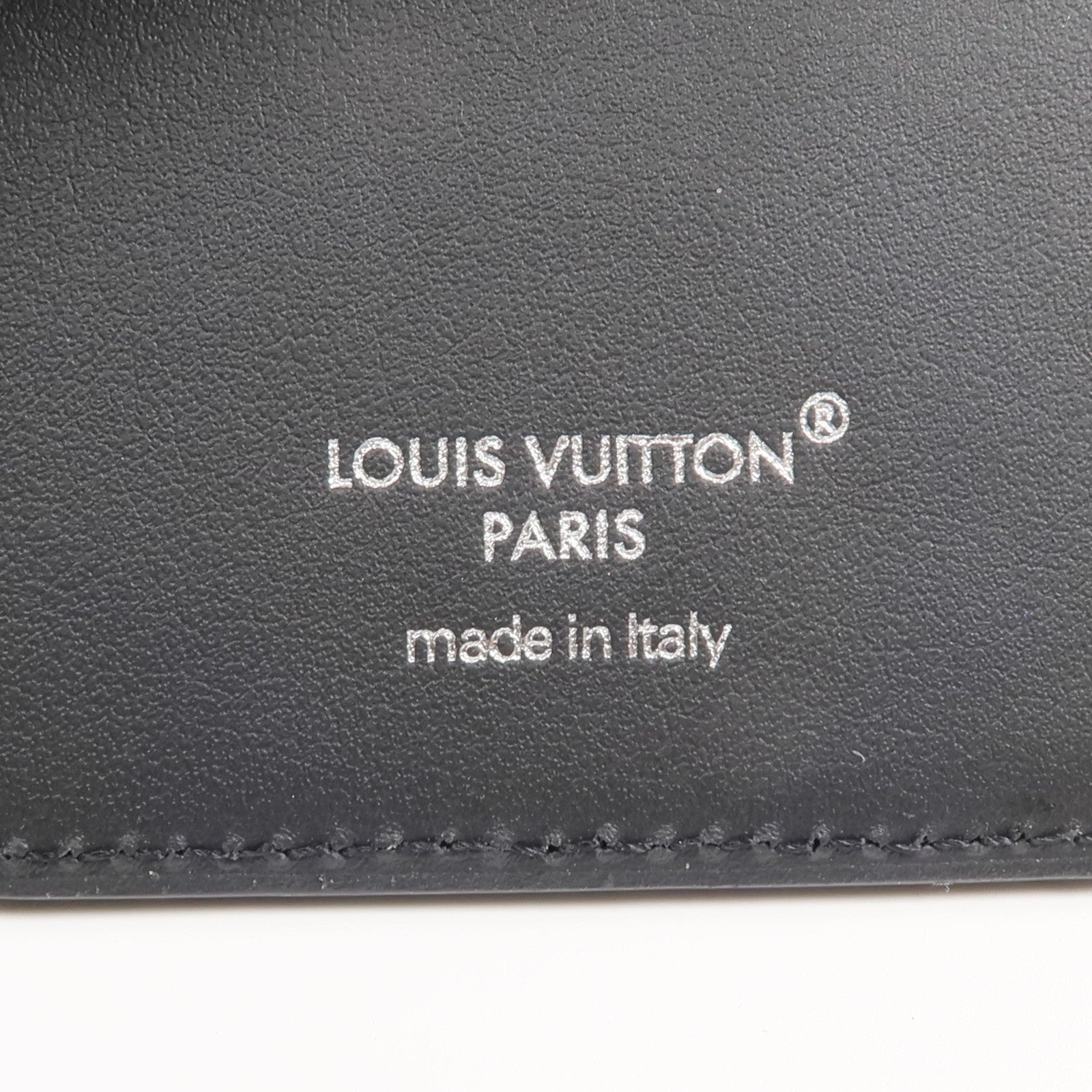 LOUIS VUITTON Monogram Macassar Magnetic Card Holder卡片套