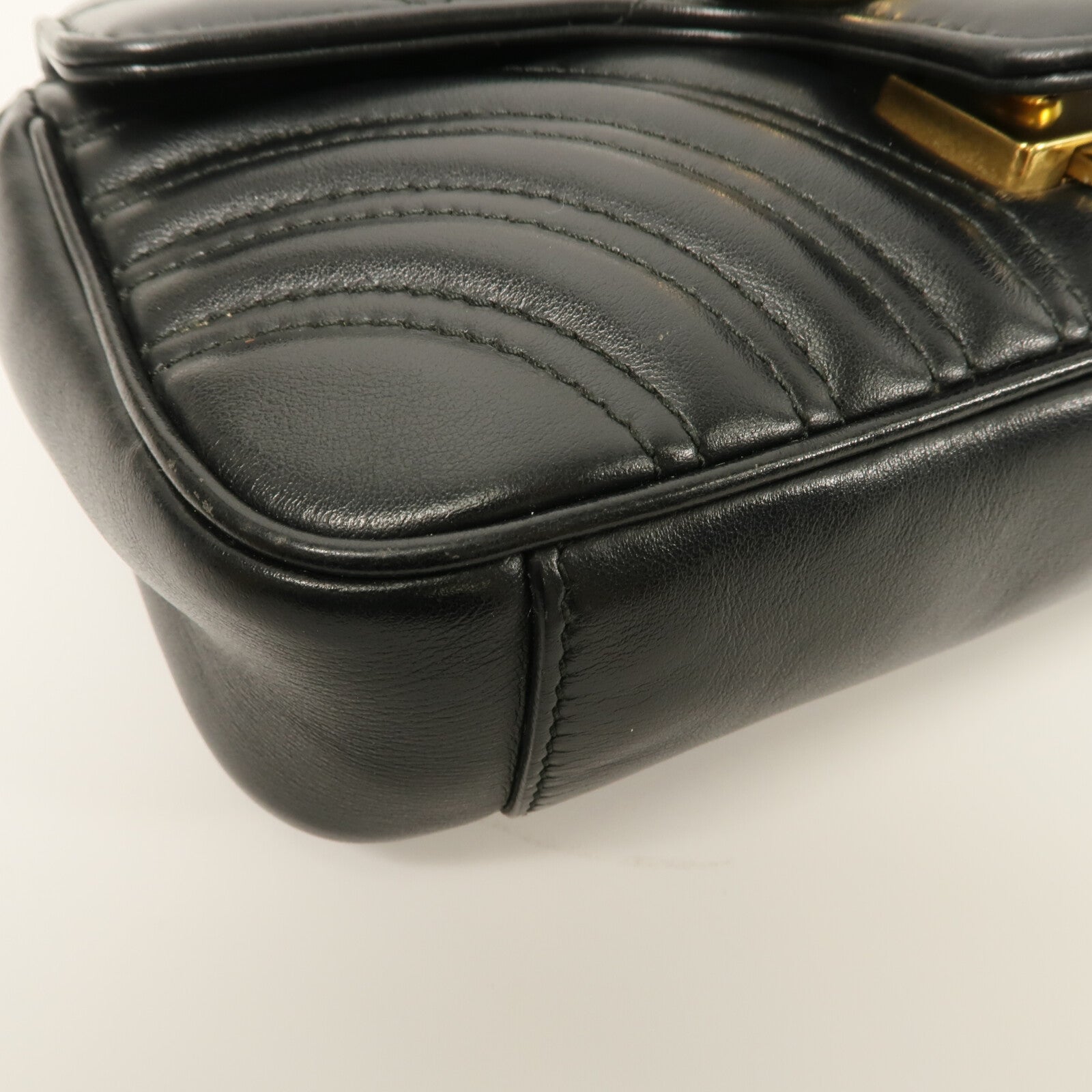 GUCCI 牛皮皮革GG Marmont Small鏈帶肩背袋