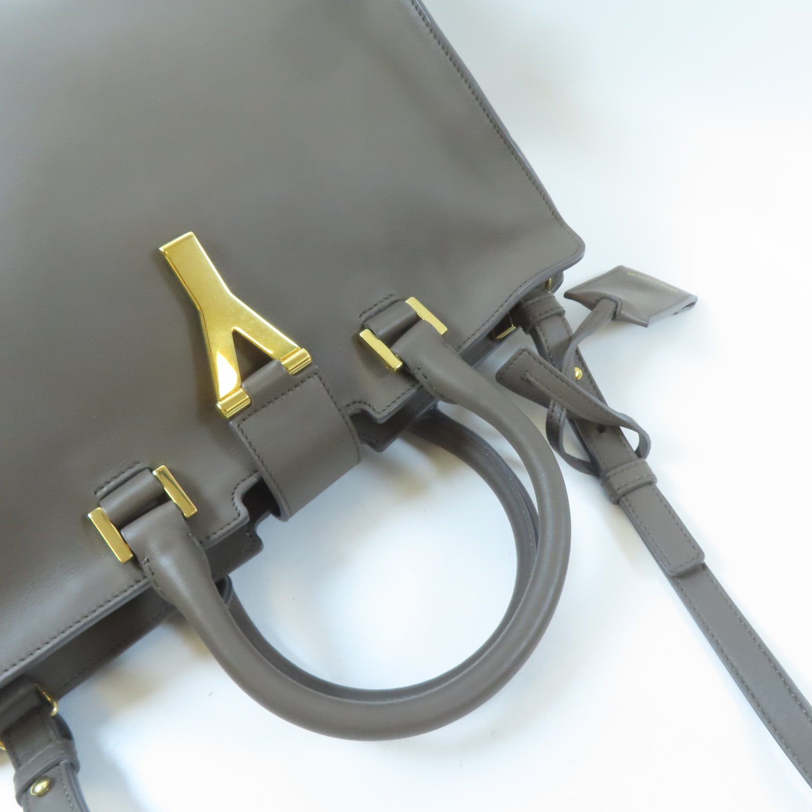 SAINT LAURENT 牛皮皮革Cabas Y 2 Way Shoulder Bag金扣手挽肩背兩用袋灰色