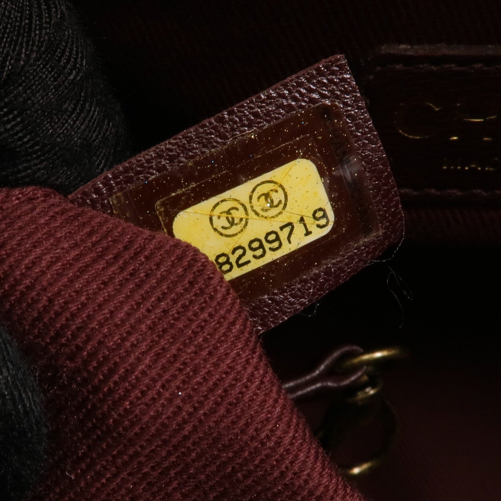 CHANEL 牛皮皮革Chain Shoulder金扣鏈帶肩背袋