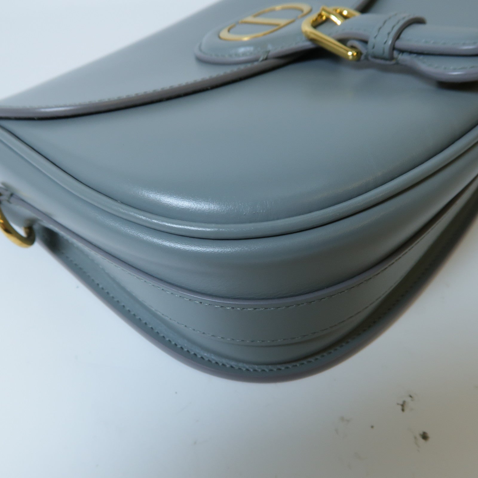Dior 【激減優惠】牛皮皮革Bobby Bag金扣肩背袋灰色