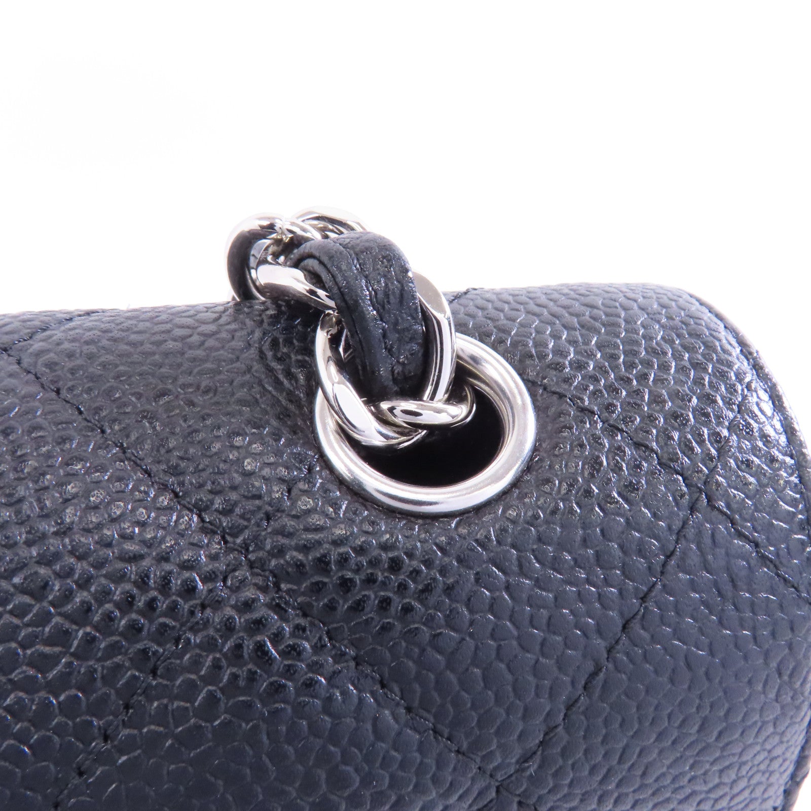 CHANEL 菱格Caviar皮革Classic Jumbo銀扣鏈帶肩背袋黑色