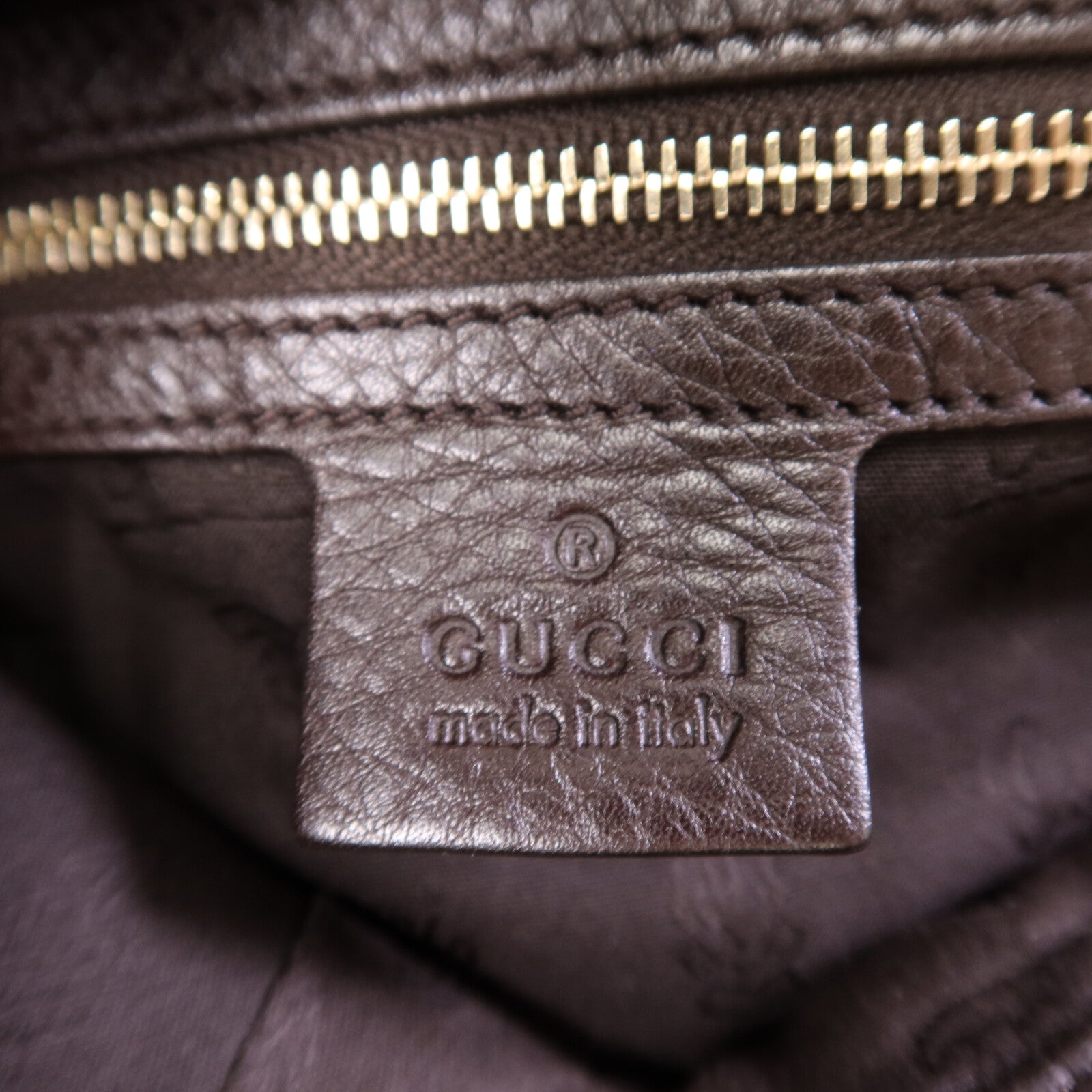 GUCCI 牛皮皮革Heritage Shouler Bag銀扣肩背袋