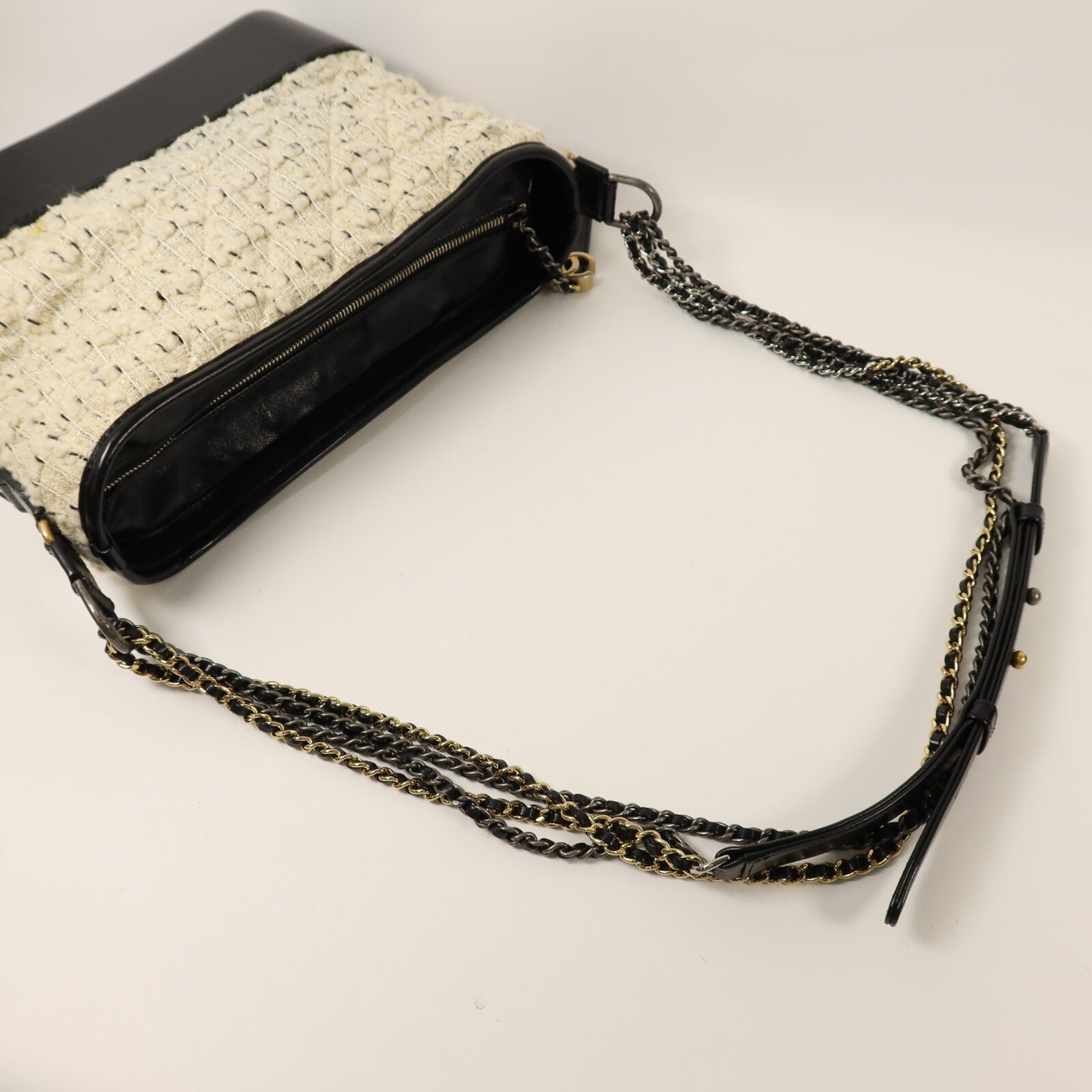 CHANEL Tweed Gabrielle Medium鏈帶肩背袋