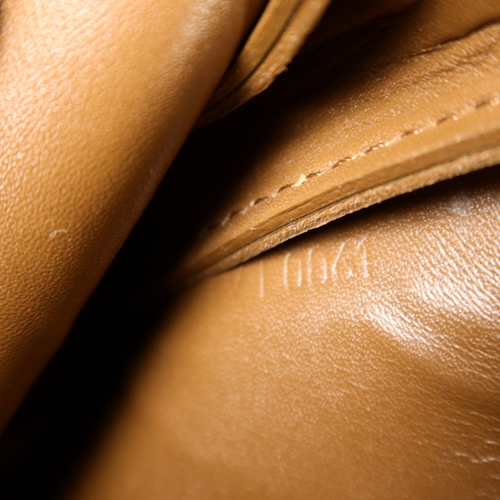 LOUIS VUITTON Monogram Vernis Lexington Pouch手拿包