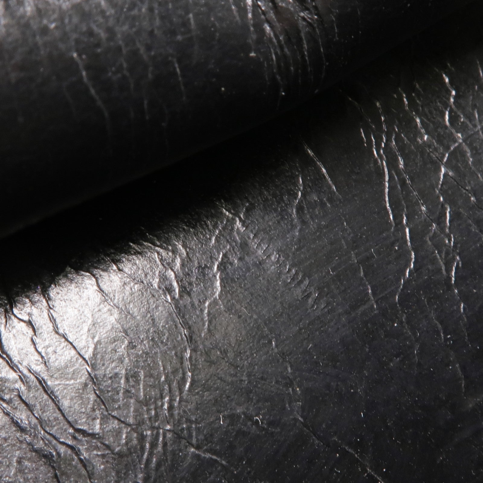 CHANEL 牛皮皮革Chain Shoulder金扣鏈帶肩背袋