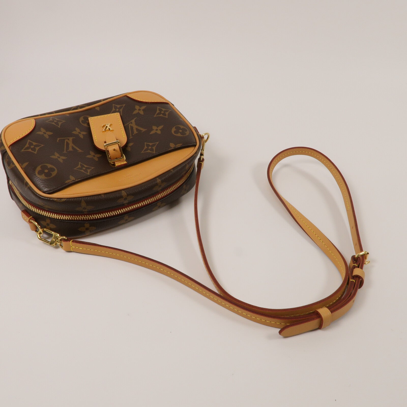 LOUIS VUITTON Monogram Deauville Mini肩背袋
