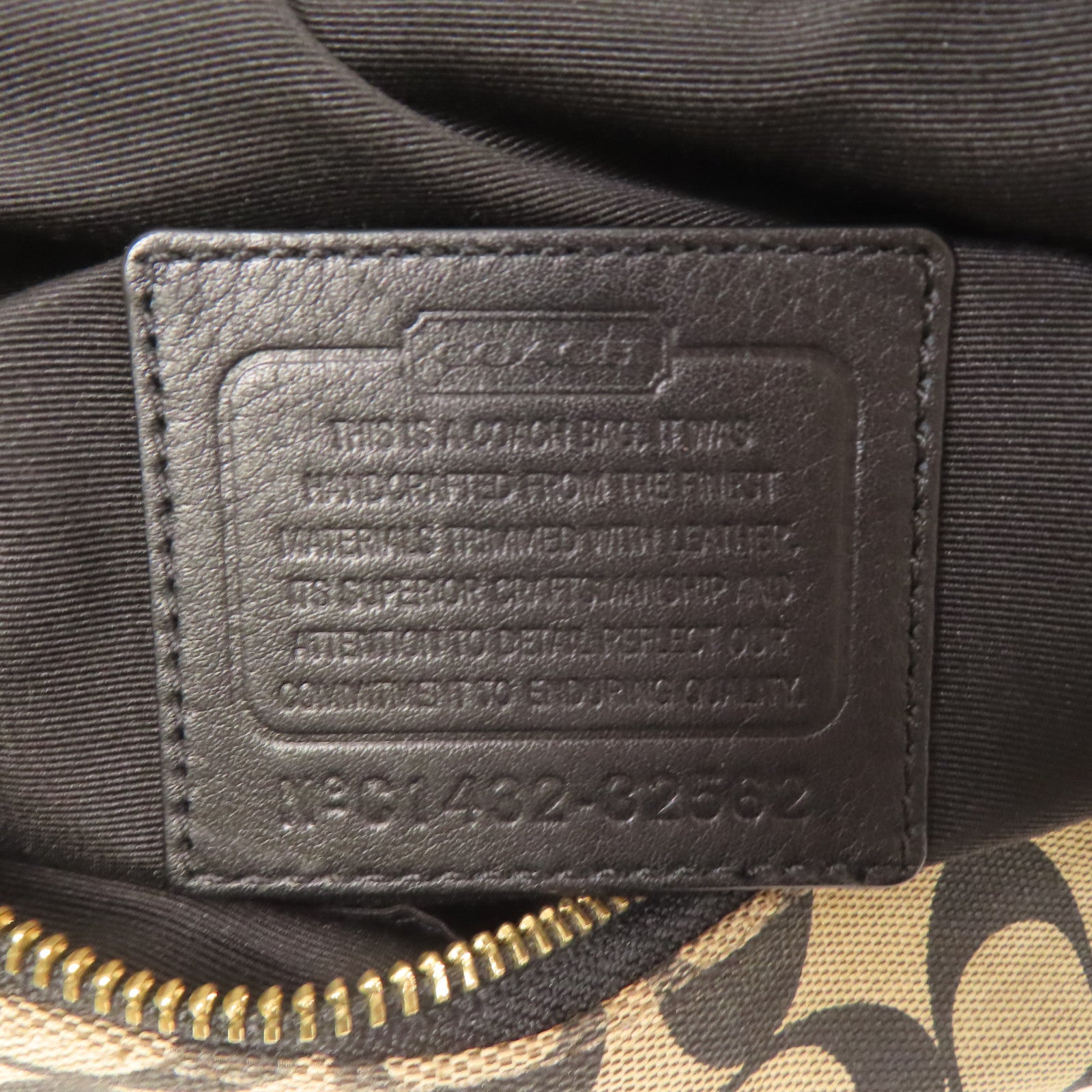COACH 帆布/皮革Shoulder Bag金扣肩背袋米色/黑色