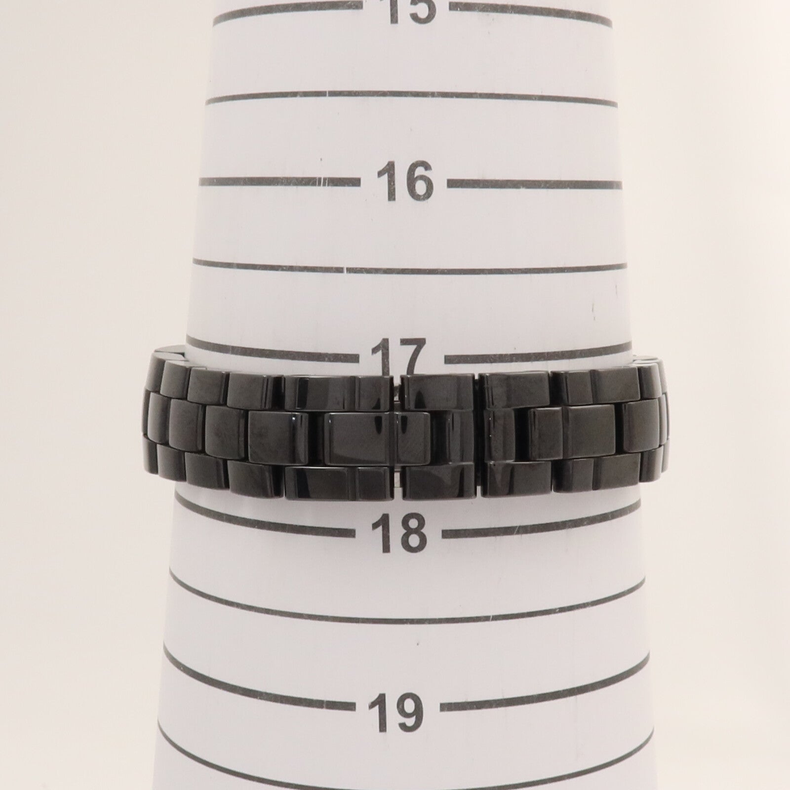 CHANEL J12 H0682
