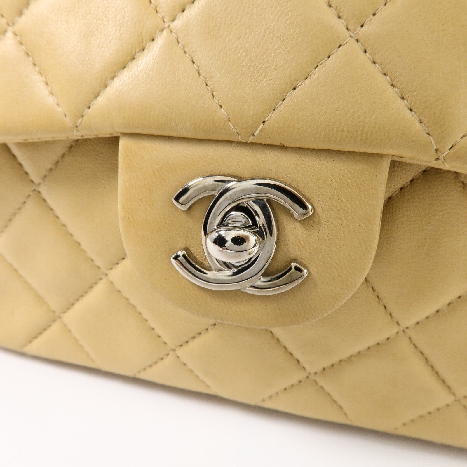 CHANEL 羊皮皮革Mini Classic 17鏈帶肩背袋