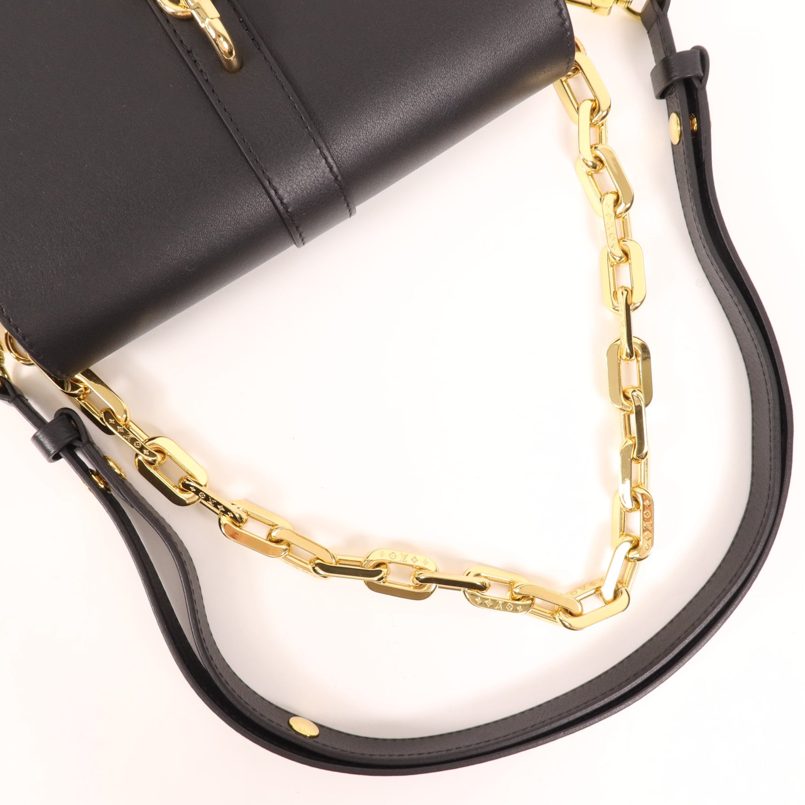 LOUIS VUITTON 皮革Rendez-Vous金扣肩背袋