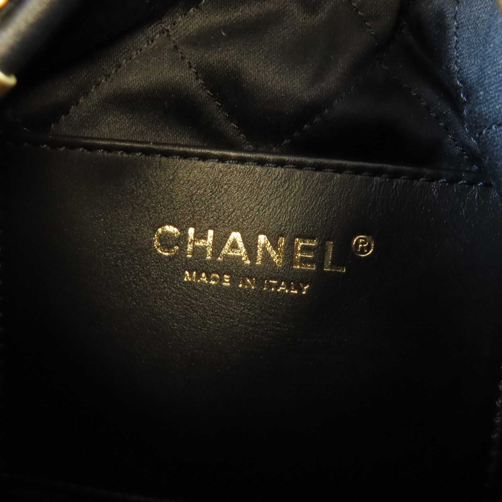 CHANEL 【激減優惠】菱格牛皮皮革Mini 22金扣手挽肩背兩用袋黑色