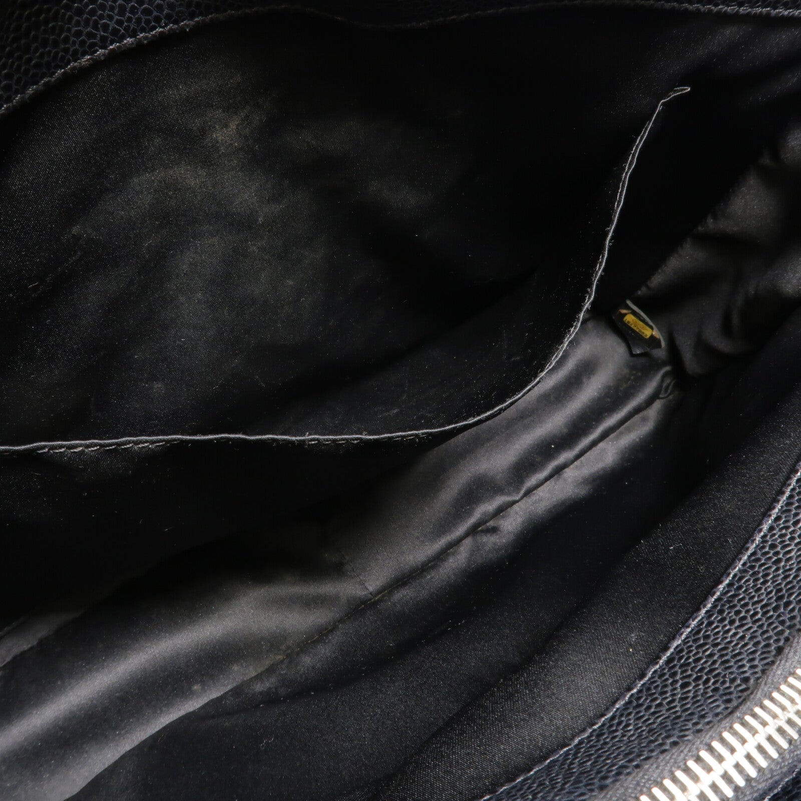 CHANEL 牛皮皮革GST Grand Shopping Tote Bag鏈帶肩背袋