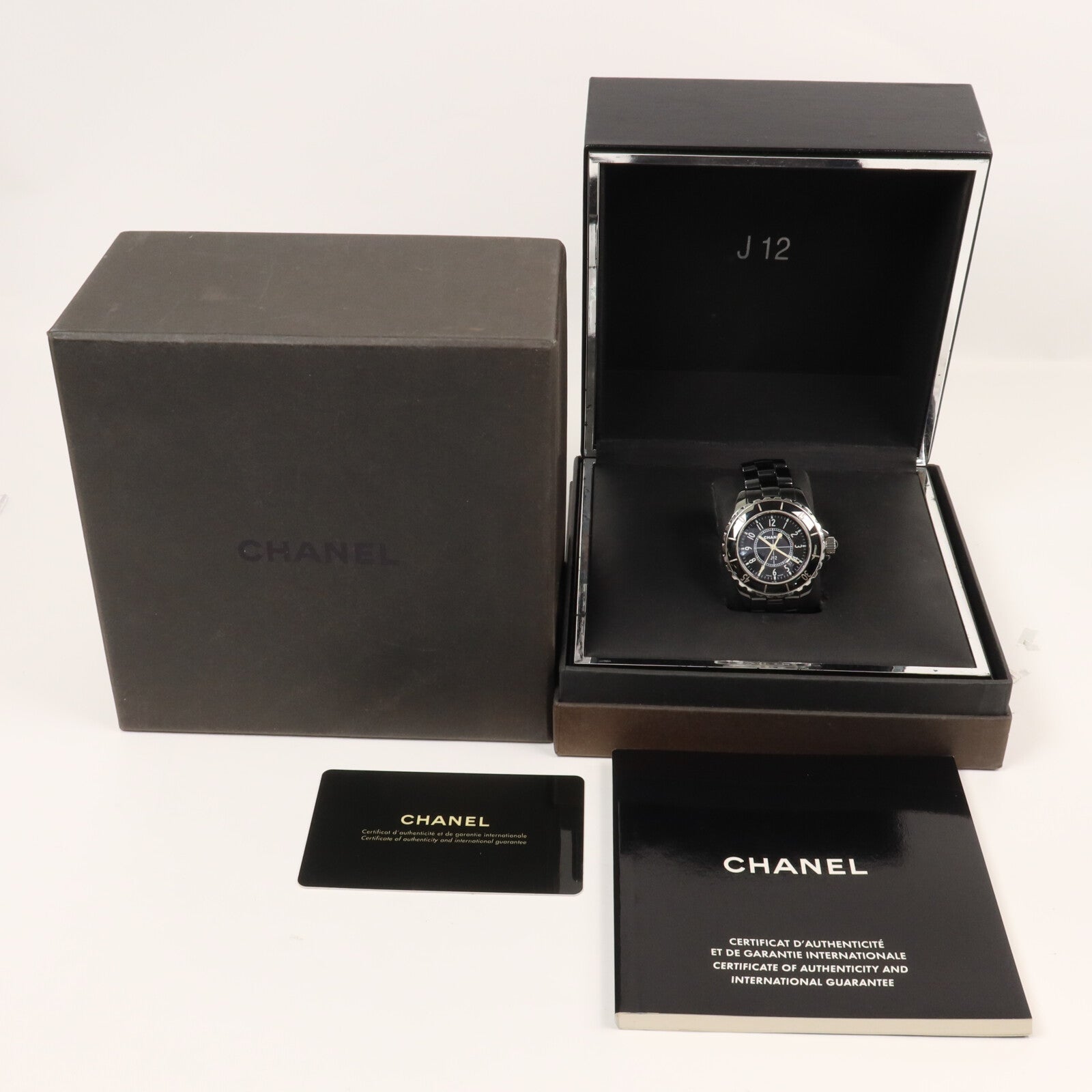 CHANEL J12 H0682