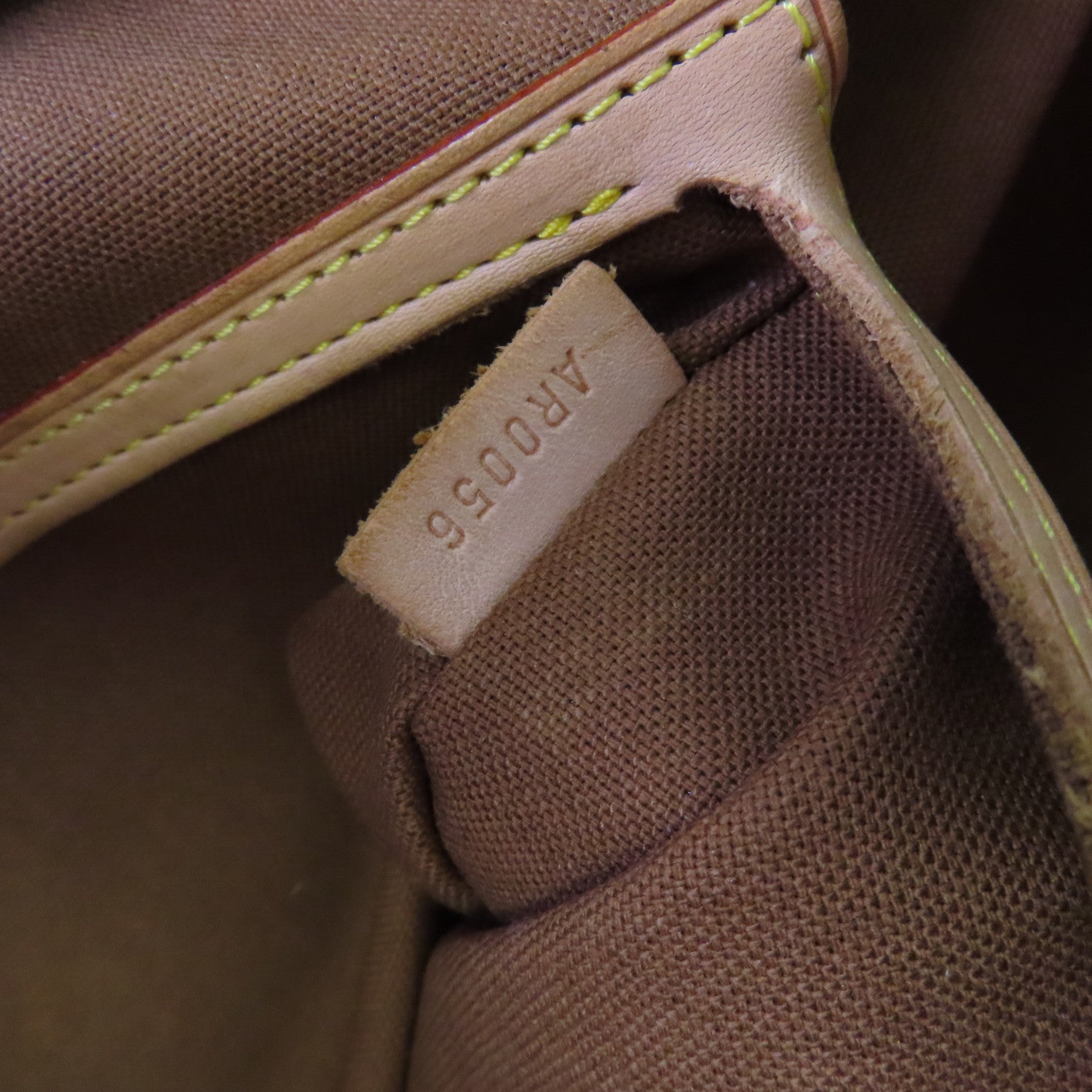 LOUIS VUITTON Monogram Cabas Mezzo Tote Bag金扣肩背袋啡色
