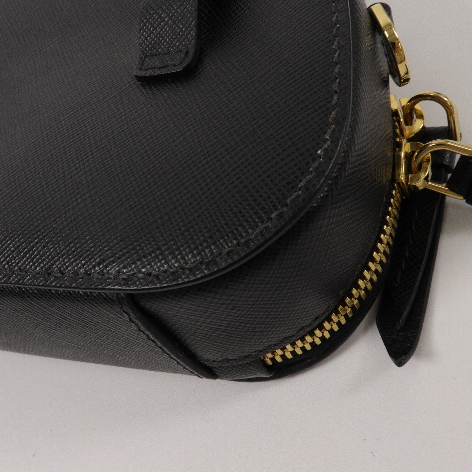 PRADA 牛皮皮革Odette Convertible Belt Bag腰包