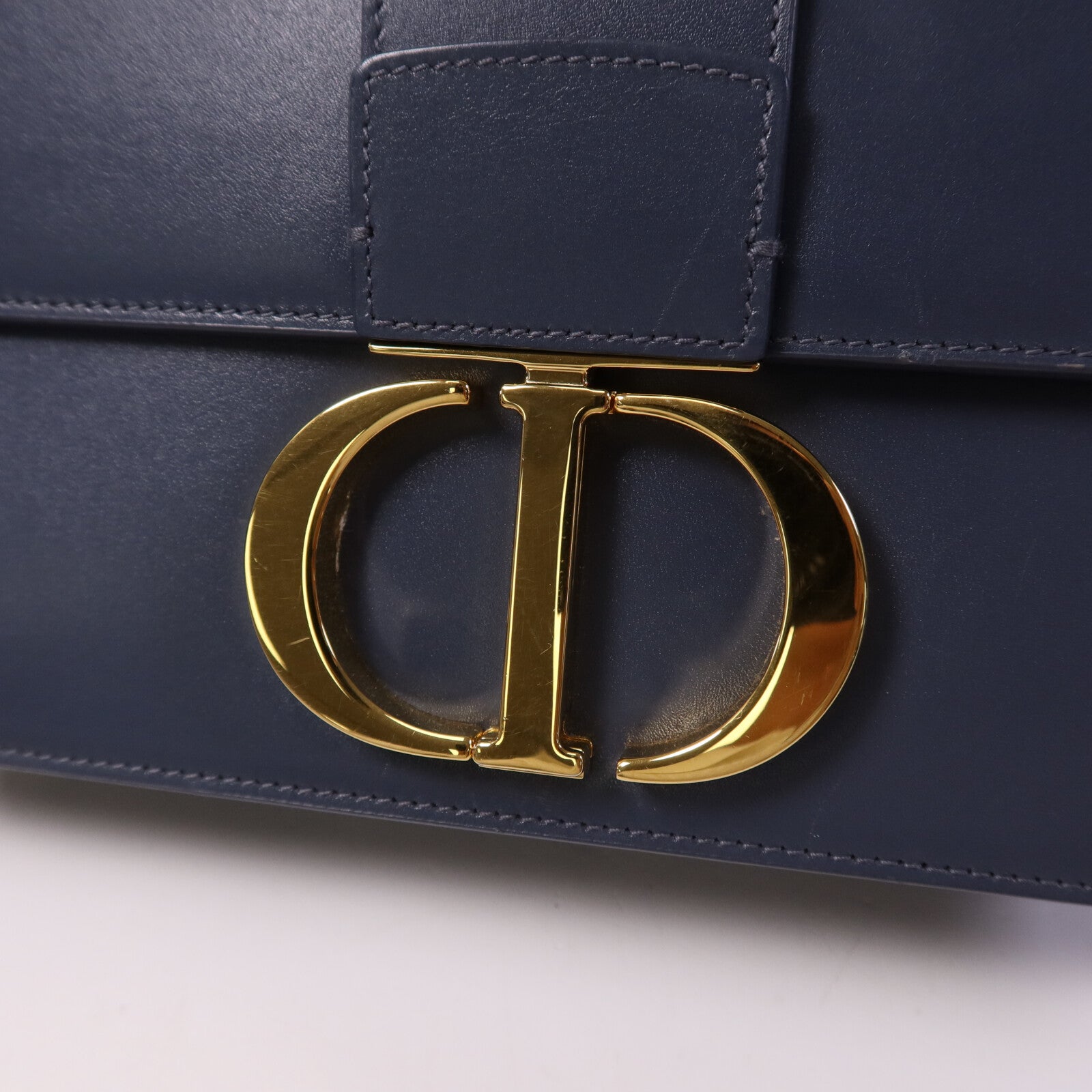 Dior 【激減優惠】牛皮皮革Montaigne 30金扣肩背袋